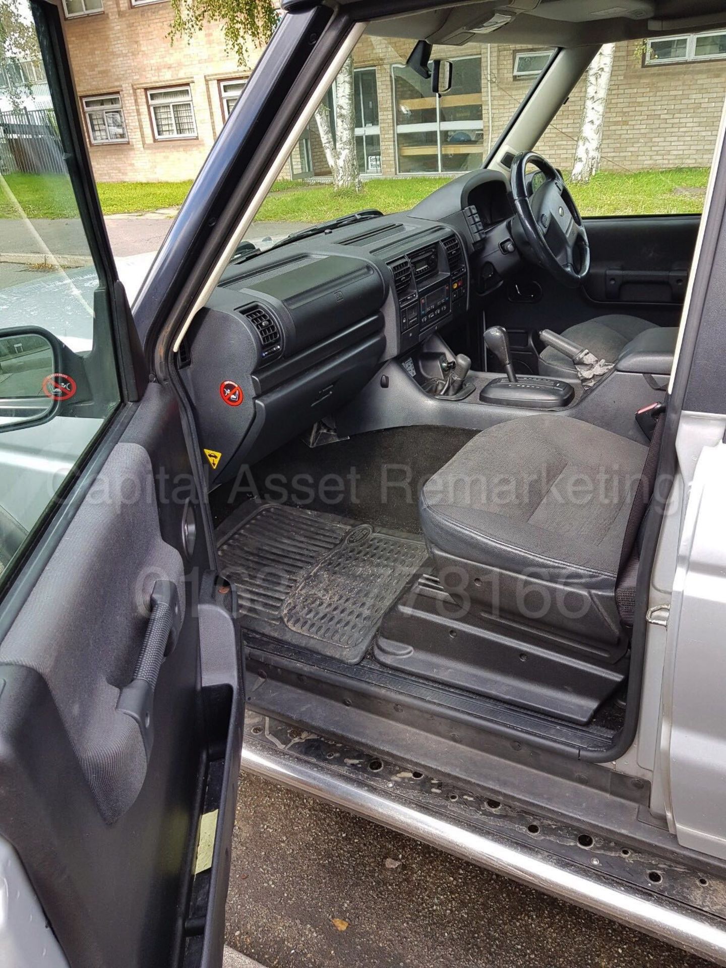 (On Sale) LAND ROVER DISCOVERY 'GS EDITION' (2004 MODEL) 'TD5 - AUTO - 7 SEATER' (NO VAT - SAVE 20%) - Image 9 of 16