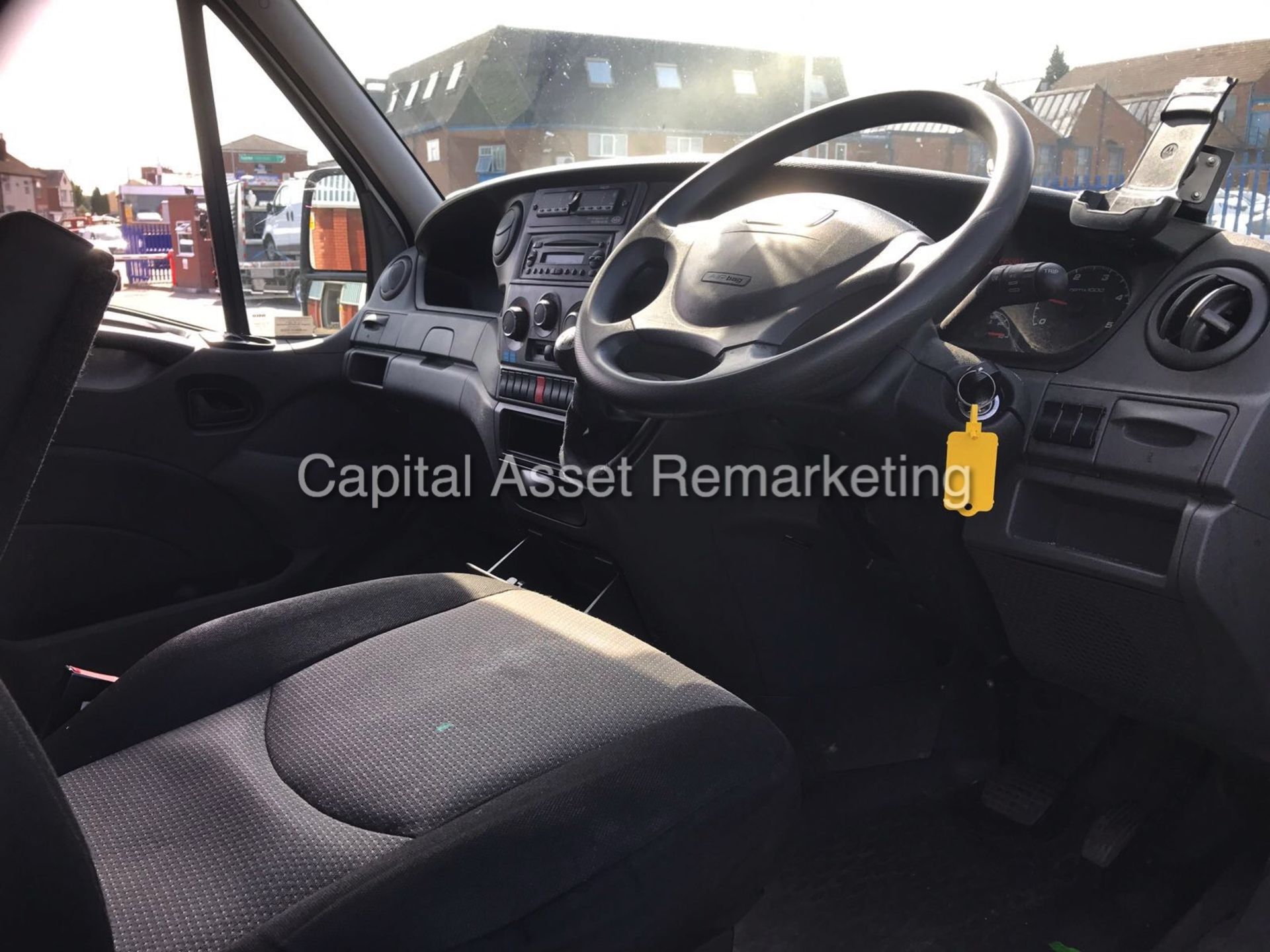 (ON SALE) IVECO DAILY 35S11 - LONG WHEEL BASE "FRIDGE / FREZZER" BOX (2013 - 13 REG) ONLY 129K!!! - Image 12 of 12