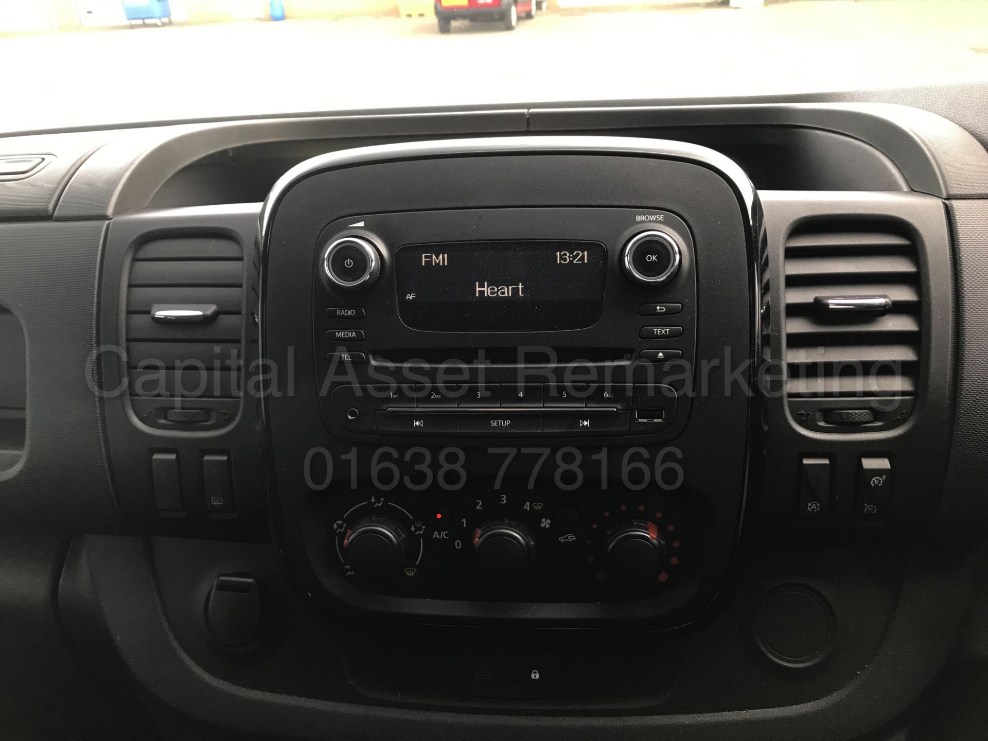 (On Sale) VAUXHALL VIVARO 'SPORTIVE' (2016 - NEW MODEL) '1.6 CDTI - 120 PS - 6 SPEED - STOP/START' - Image 23 of 29