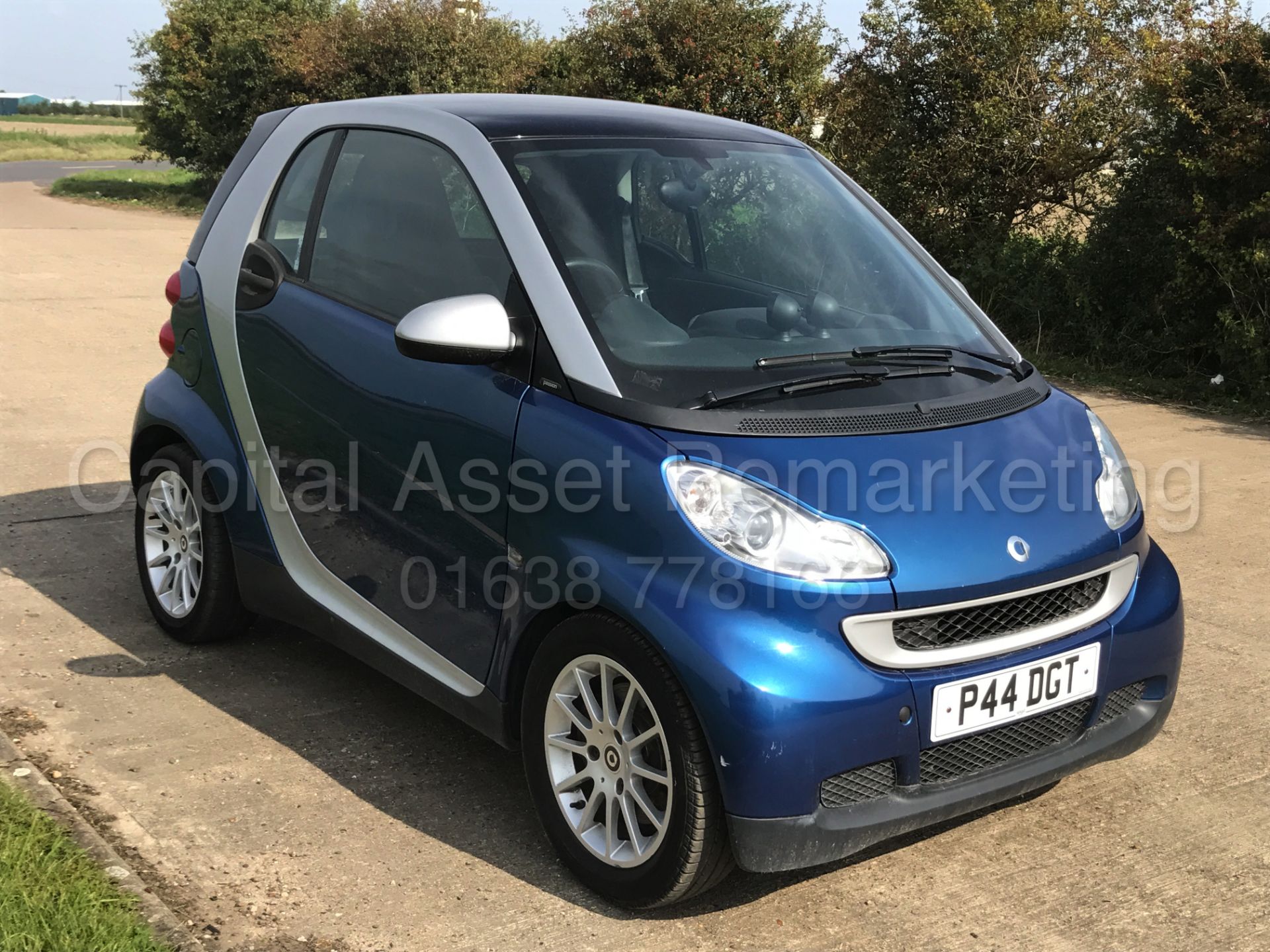 (On Sale) SMART FORTWO 'PASSION' (2011 - 11 REG) 'CDI - DIESEL - AUTO - AIR CON - PAN ROOF' (70 MPG) - Image 9 of 24