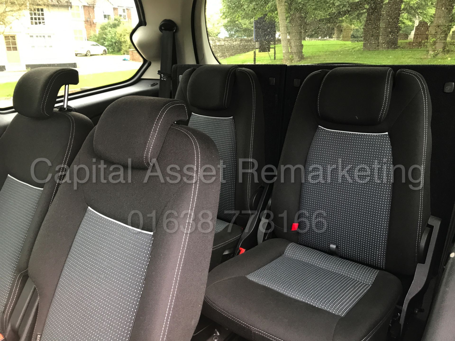 (On Sale) FORD GALAXY 'ZETEC' 7 SEATER MPV (2013 MODEL) '2.0 TDCI - 140 BHP - POWER SHIFT' - Image 15 of 27