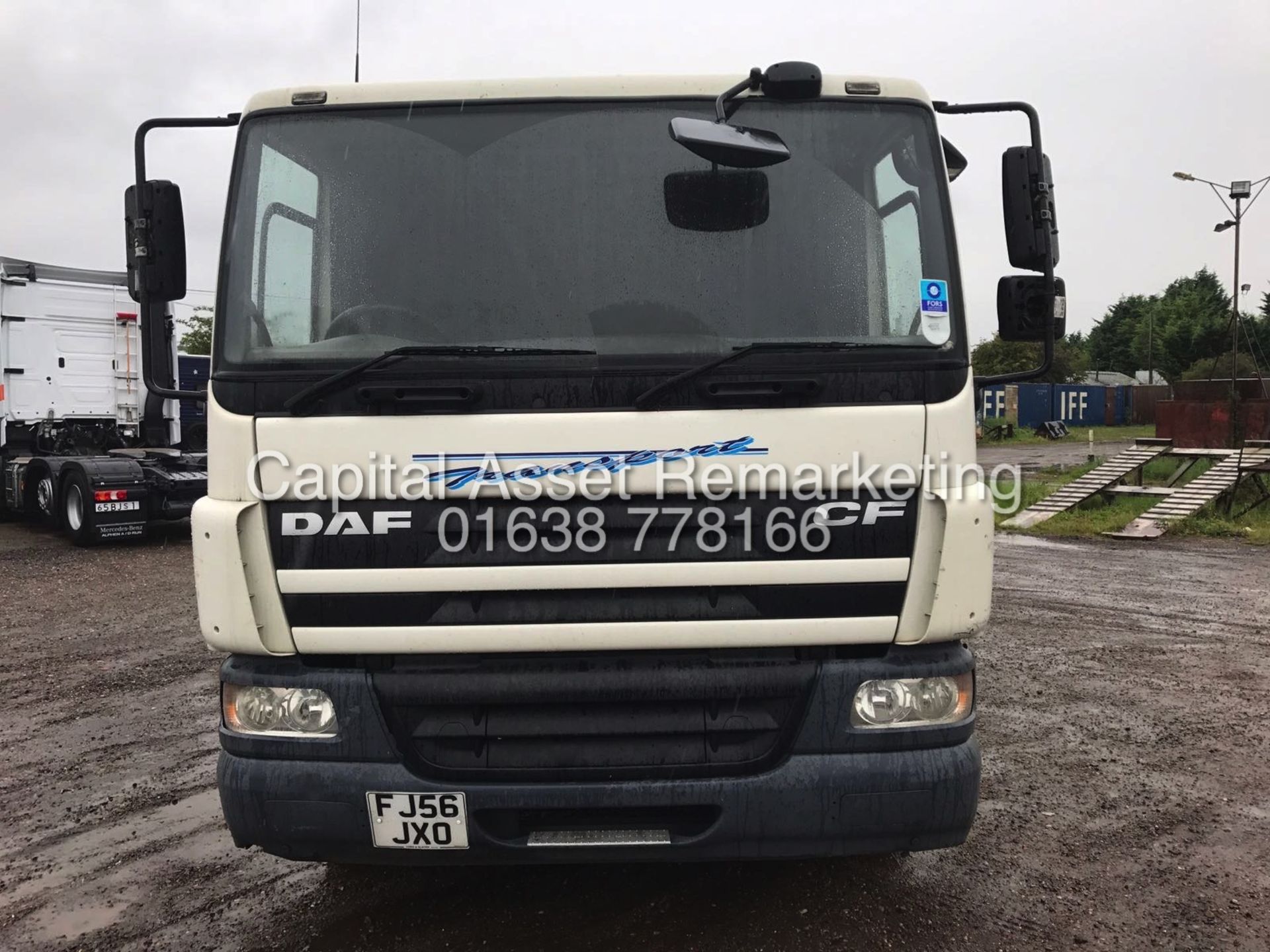 (On Sale) DAF CF65.220 -18000KG GROSS FLAT BED - 2007 REG - 1 OWNER - MANUAL GEARBOX - - Image 4 of 16