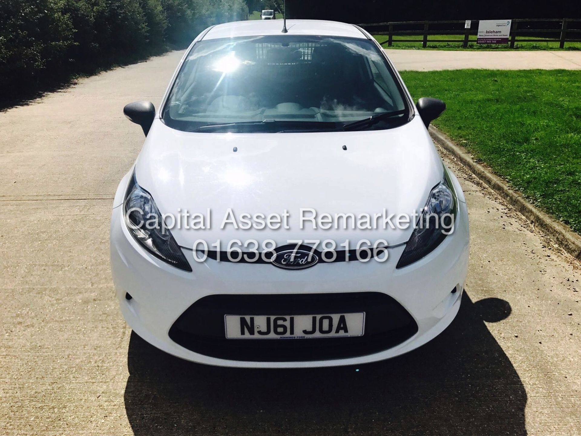 FORD FIESTA 1.4TDCI COMMERCIAL / VAN (2012 MODEL) 1 COUNCIL OWNER FROM NEW - ELEC PACK - Image 2 of 13