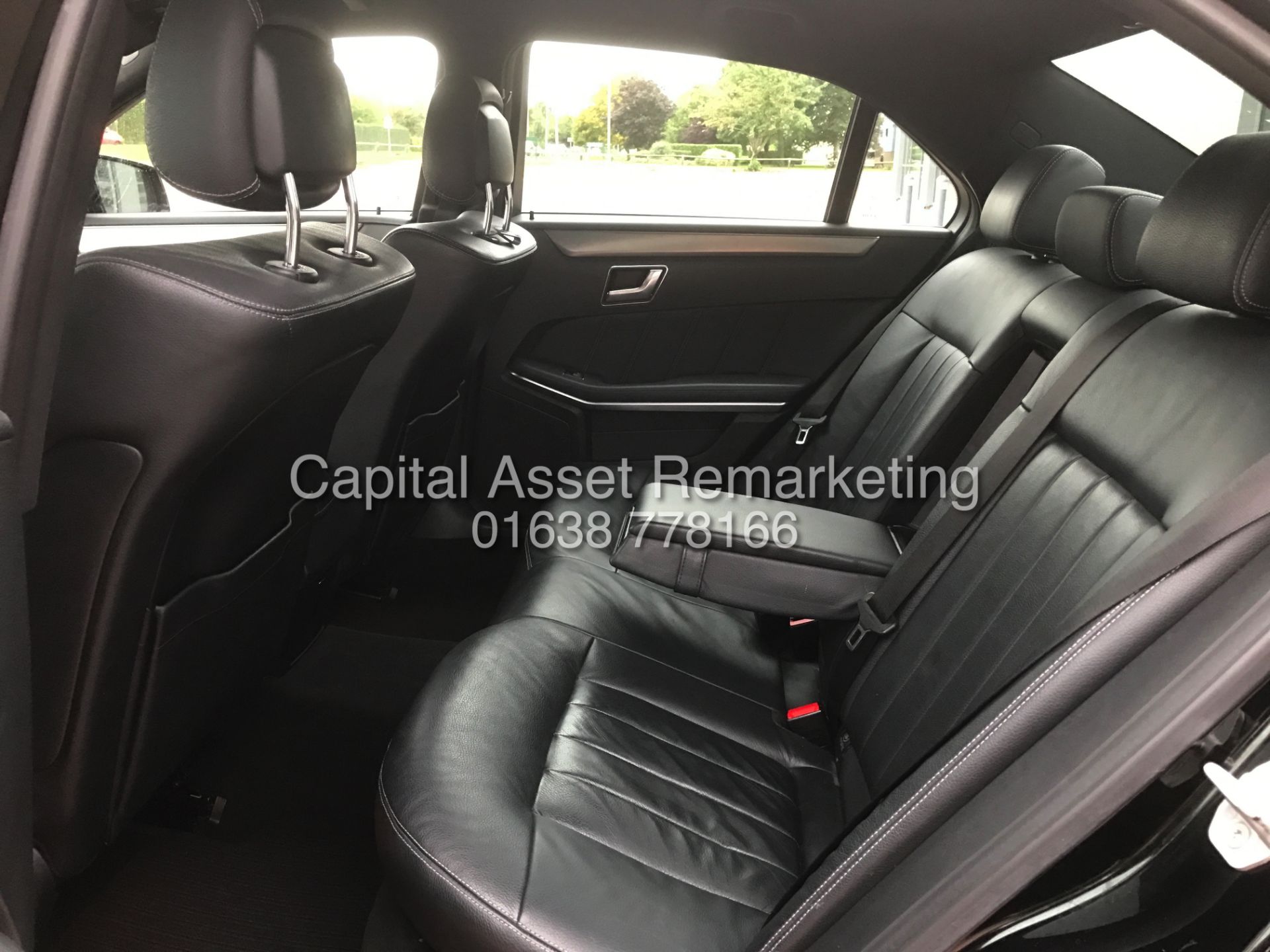 MERCEDES-BENZ E220 CDI '4 DOOR SALOON' (2015 MODEL) '7G TRONIC AUTO - LEATHER - COMMAND SAT NAV' - Image 25 of 26