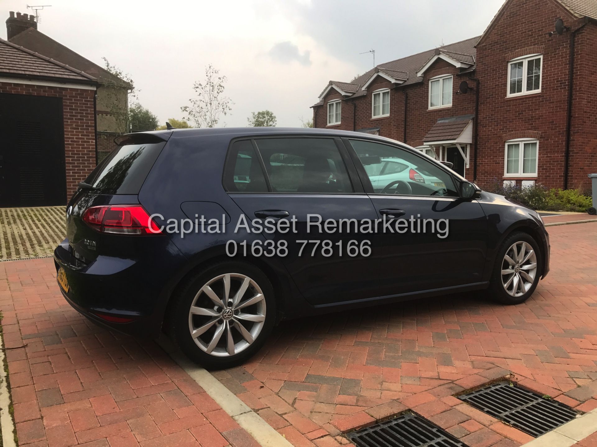 VOLKSWAGEN GOLF 2.0TDI "GT" 150 - 5 DOOR - 63 REG - 1 OWNER - SAT NAV - MASSIVE SPEC - FSH - WOW!!!! - Image 10 of 24