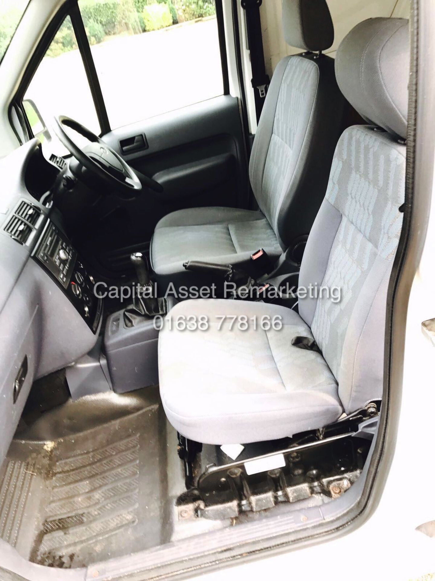 (ON SALE) FORD TRANSIT CONNECT 1.8TDCI T200 (2009-09 REG) ONLY 25,000 MILES, SLD (NO VAT !!) - Image 9 of 13