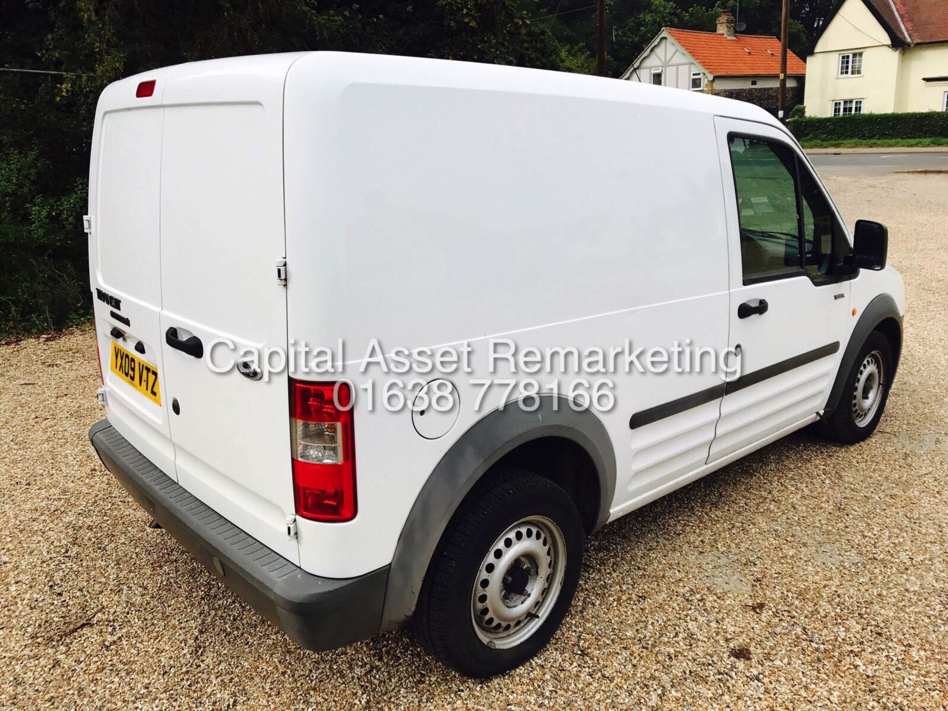 (ON SALE) FORD TRANSIT CONNECT 1.8TDCI T200 (2009-09 REG) ONLY 25,000 MILES, SLD (NO VAT !!) - Image 6 of 13