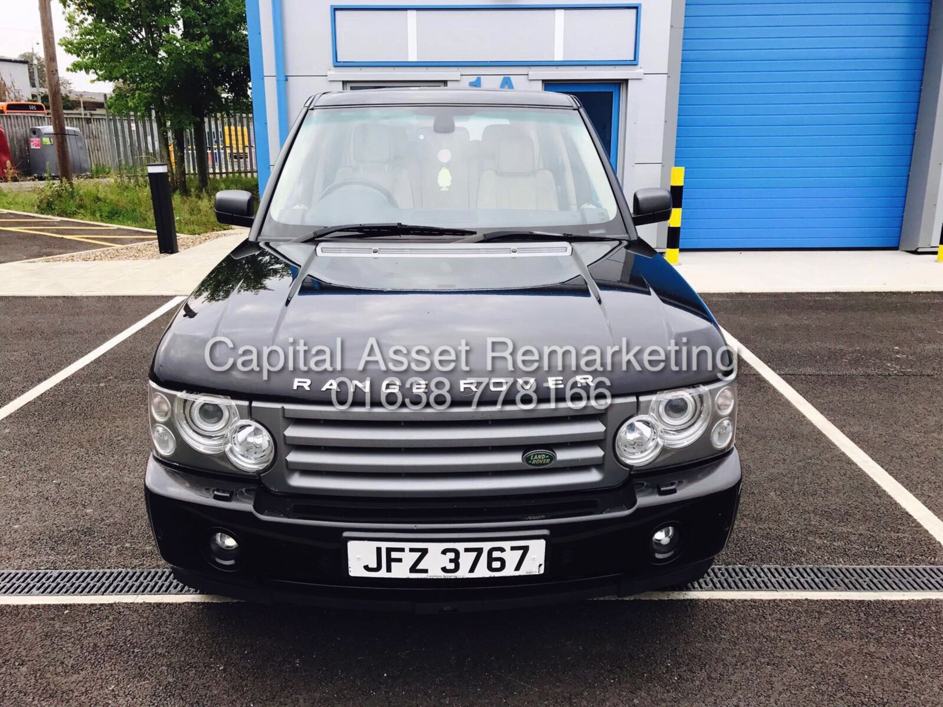 ON SALE RANGE ROVER 3.6TDV8 "VOGUE BLACK" FULLY LOADED (2009 MODEL) FULLY LOADED - LRSH - NO VAT! - Image 2 of 19