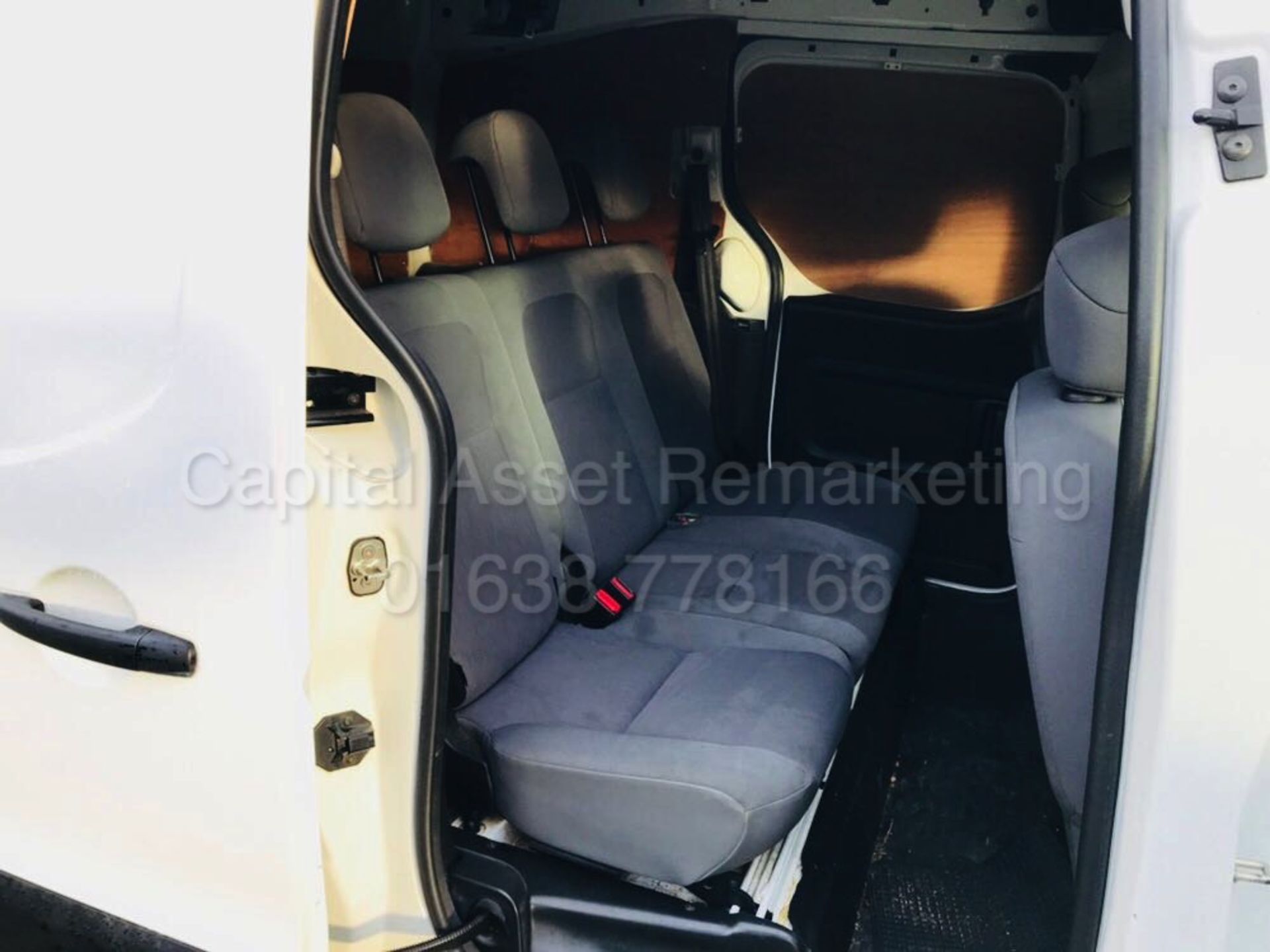 (On Sale) PEUGEOT PARTNER CRC 'CREW VAN' (2014 MODEL) '1.6 HDI - 90 BHP' (1 OWNER - FULL HISTORY) - Image 16 of 20