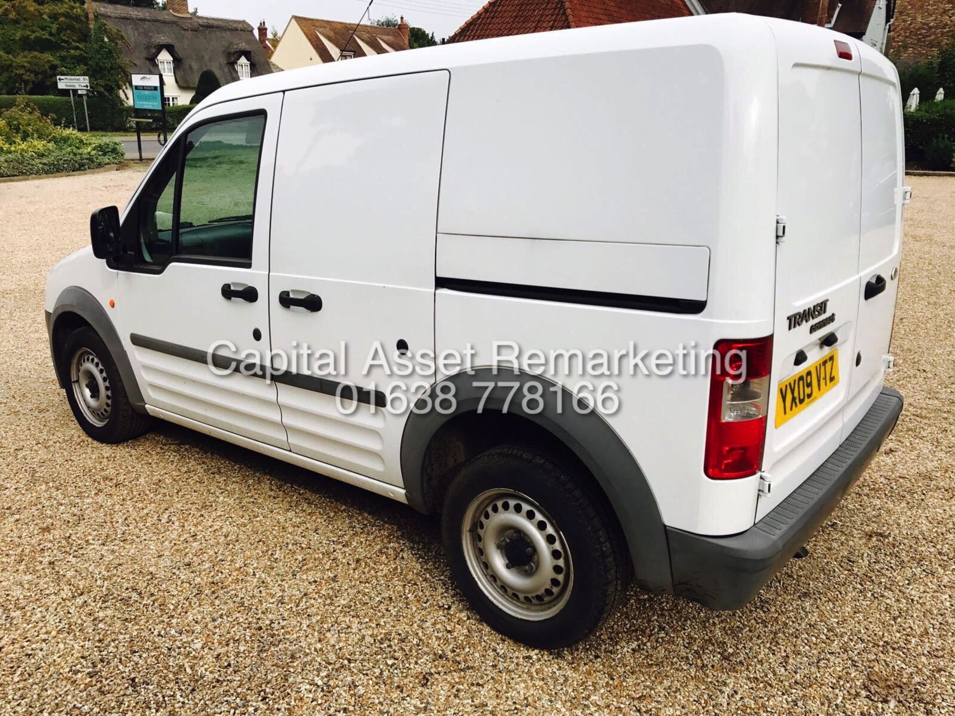(ON SALE) FORD TRANSIT CONNECT 1.8TDCI T200 (2009-09 REG) ONLY 25,000 MILES, SLD (NO VAT !!) - Image 4 of 13