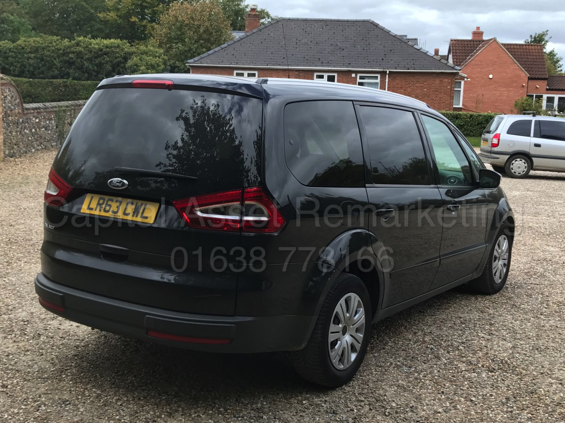 FORD GALAXY 'ZETEC' 7 SEATER MPV (2014 MODEL) '2.0 TDCI - 140 BHP - POWER SHIFT' (1 OWNER FROM NEW) - Image 9 of 27