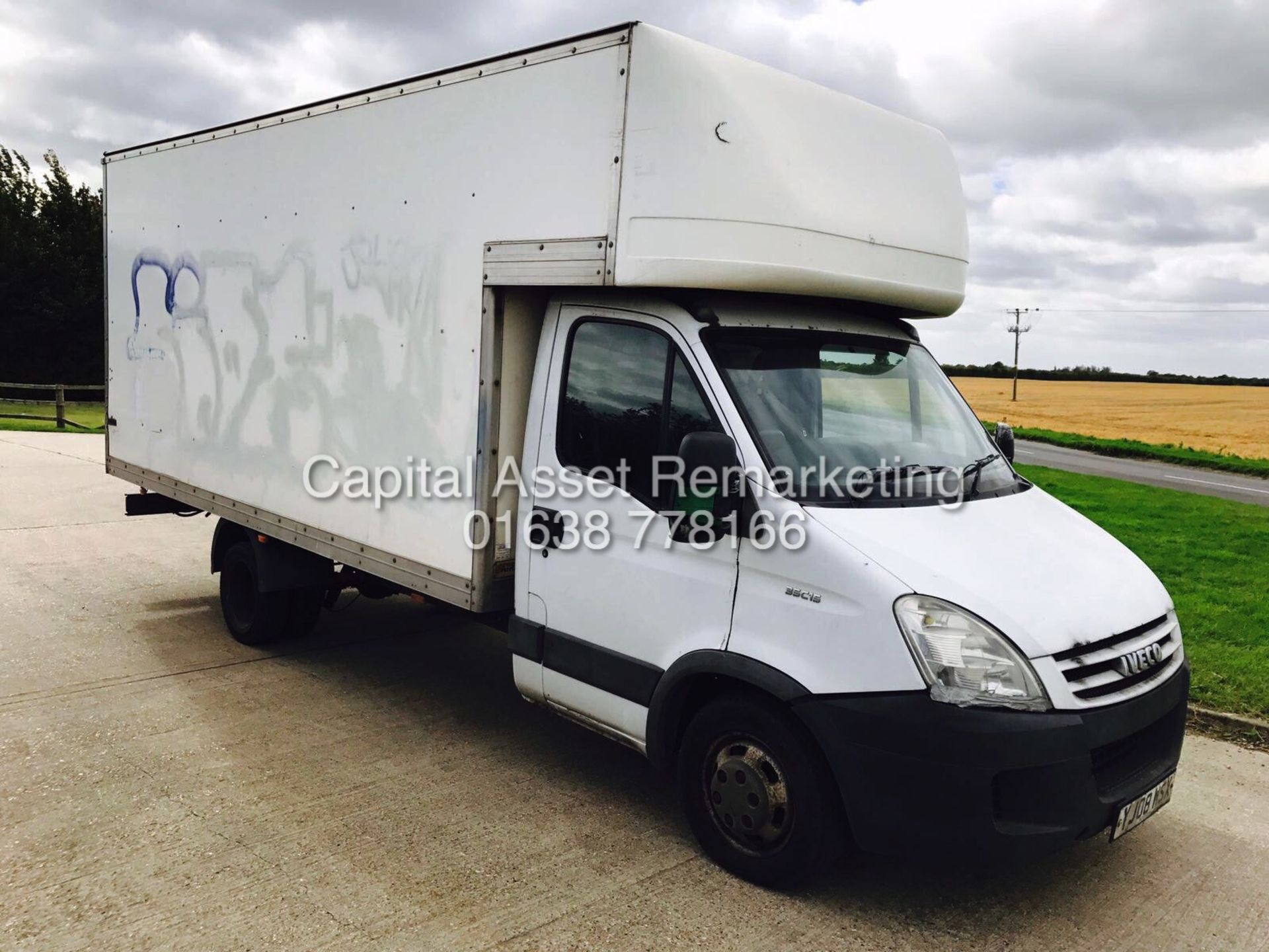 IVECO DAILY 3.0TD 35C15 "150BHP - 6 SPEED" 14 FOOT LUTON BOX VAN (08 REG ) MASSIVE LOADING SPACE - Image 3 of 11