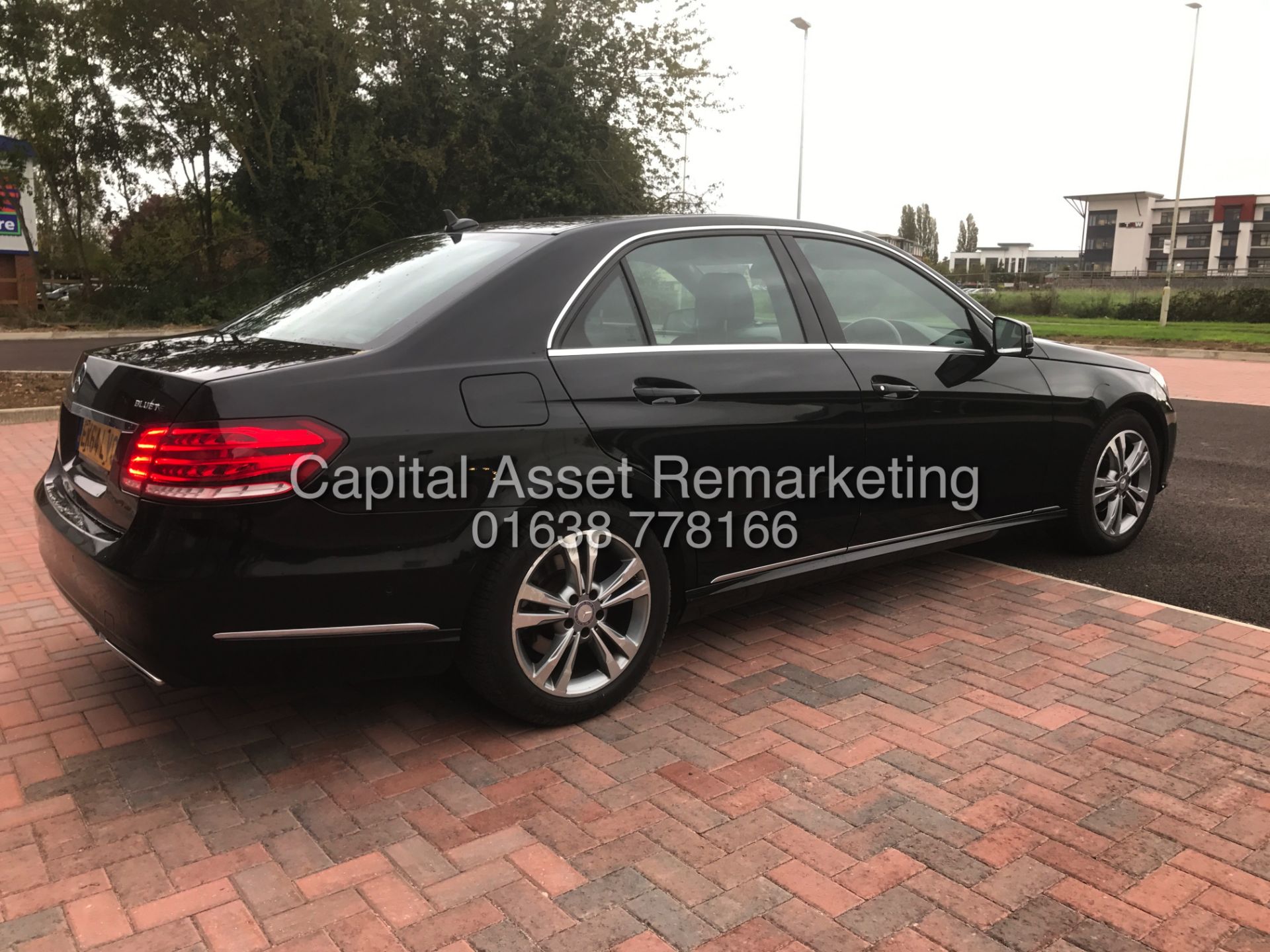 MERCEDES-BENZ E220 CDI '4 DOOR SALOON' (2015 MODEL) '7G TRONIC AUTO - LEATHER - COMMAND SAT NAV' - Image 11 of 26