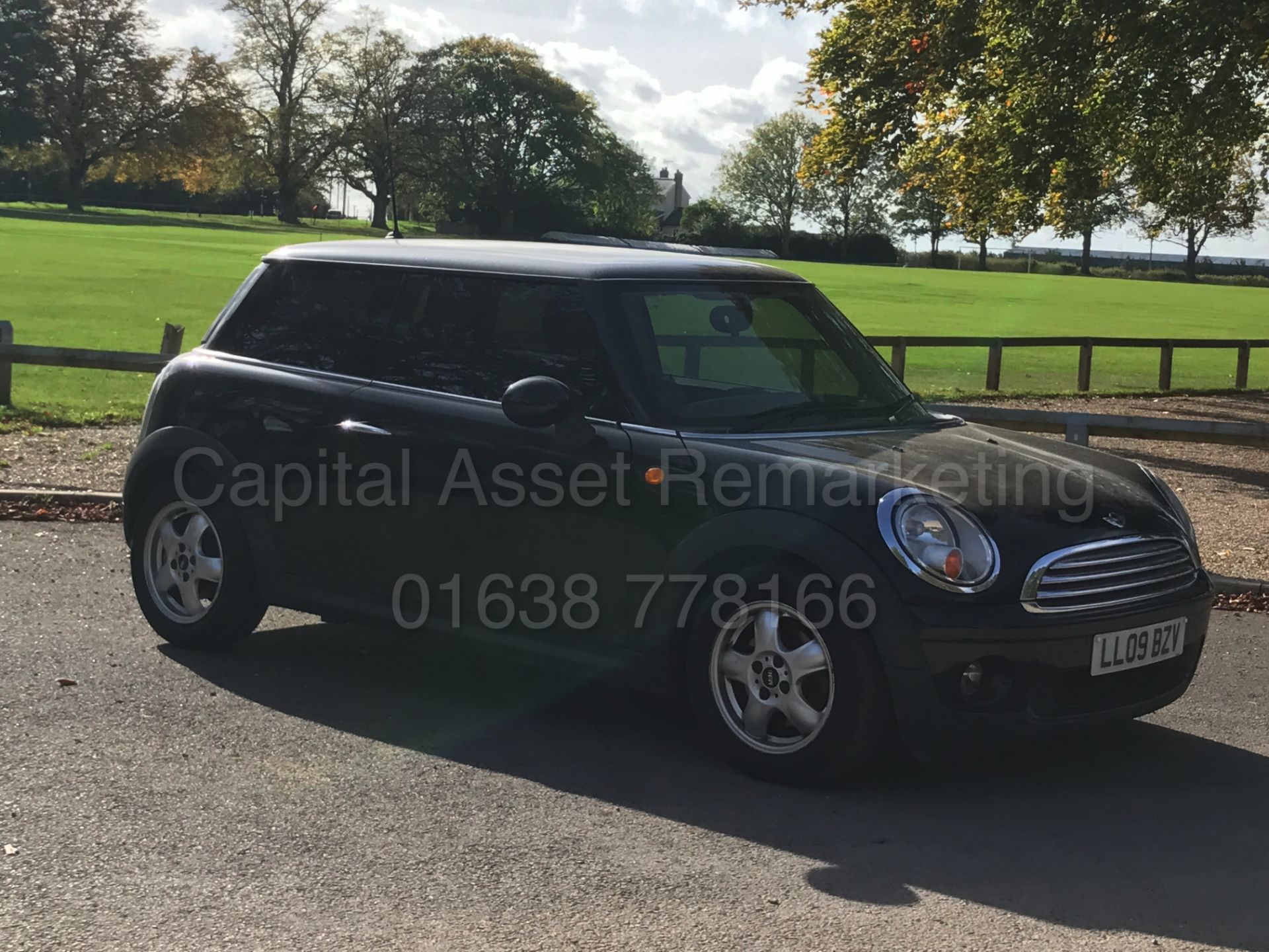 MINI COOPER '3 DOOR HATCHBACK' (2009) '1.6 PETROL - 6 SPEED - STOP / START' (NO VAT - SAVE 20%) - Image 8 of 26