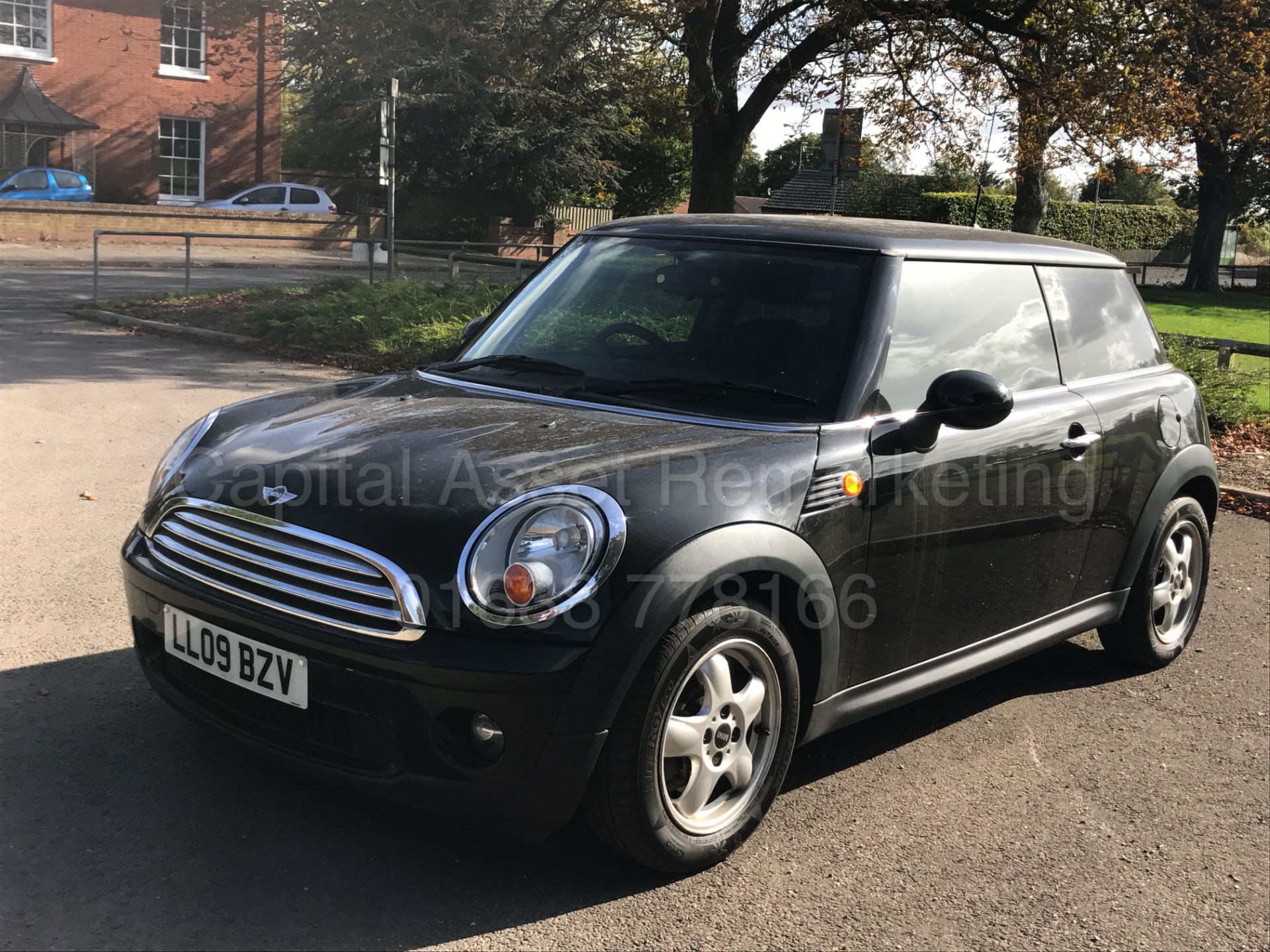 MINI COOPER '3 DOOR HATCHBACK' (2009) '1.6 PETROL - 6 SPEED - STOP / START' (NO VAT - SAVE 20%) - Image 2 of 26