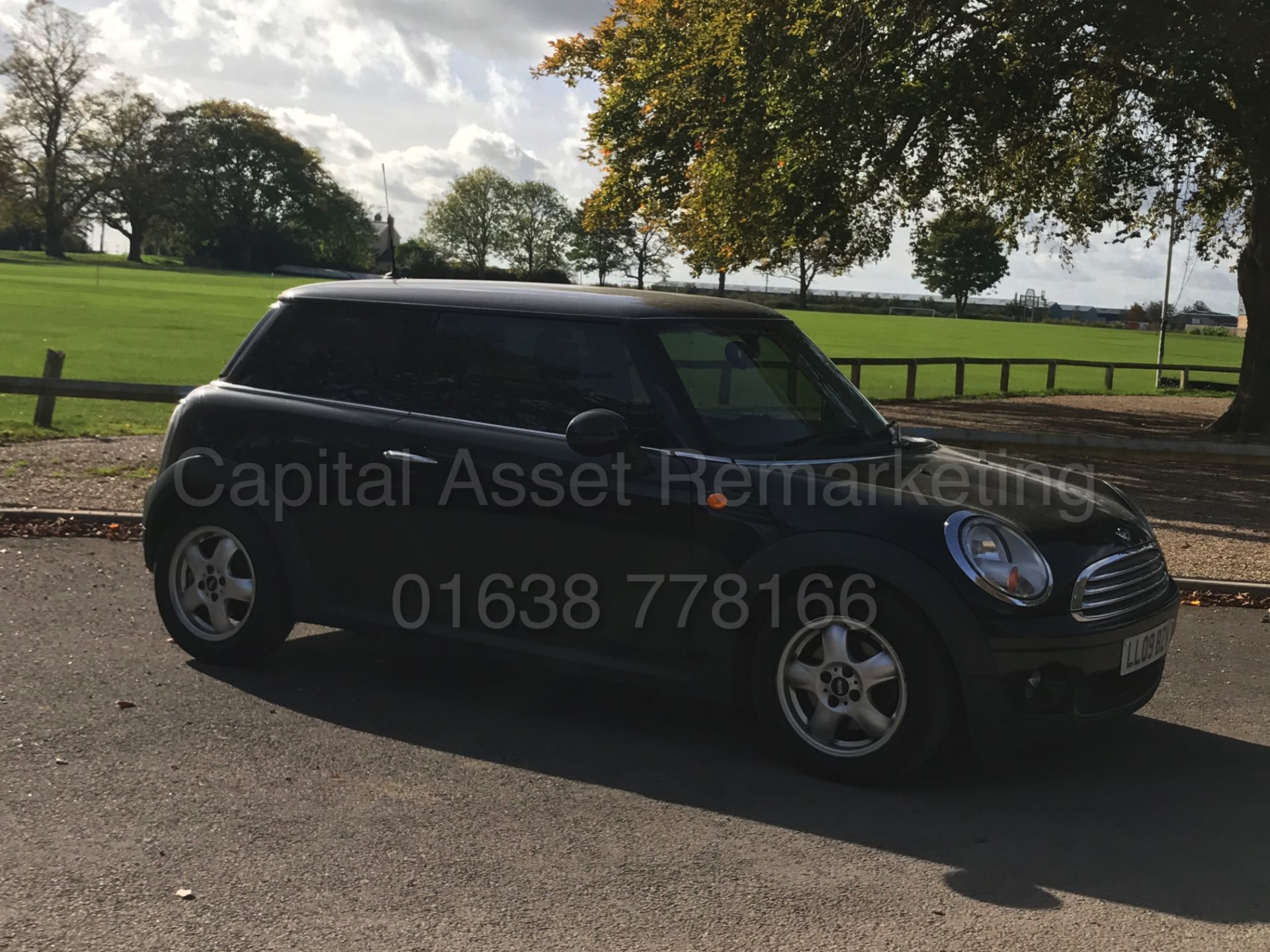 MINI COOPER '3 DOOR HATCHBACK' (2009) '1.6 PETROL - 6 SPEED - STOP / START' (NO VAT - SAVE 20%) - Image 7 of 26