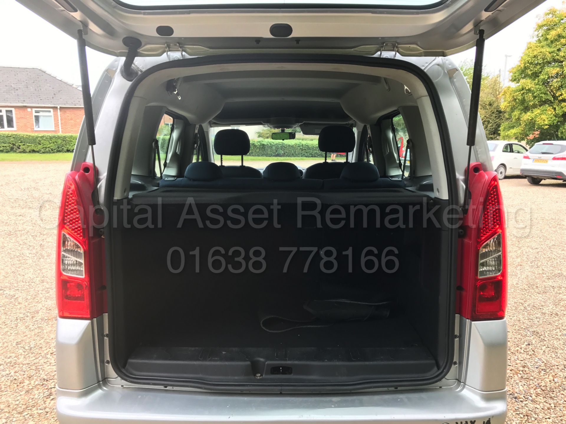 CITROEN BERLINGO 'MULTI-SPACE - VTR' (2012) *5 SEATER MPV* '1.6 HDI - 90 BHP - 5 SPEED' (NO VAT) - Image 16 of 26