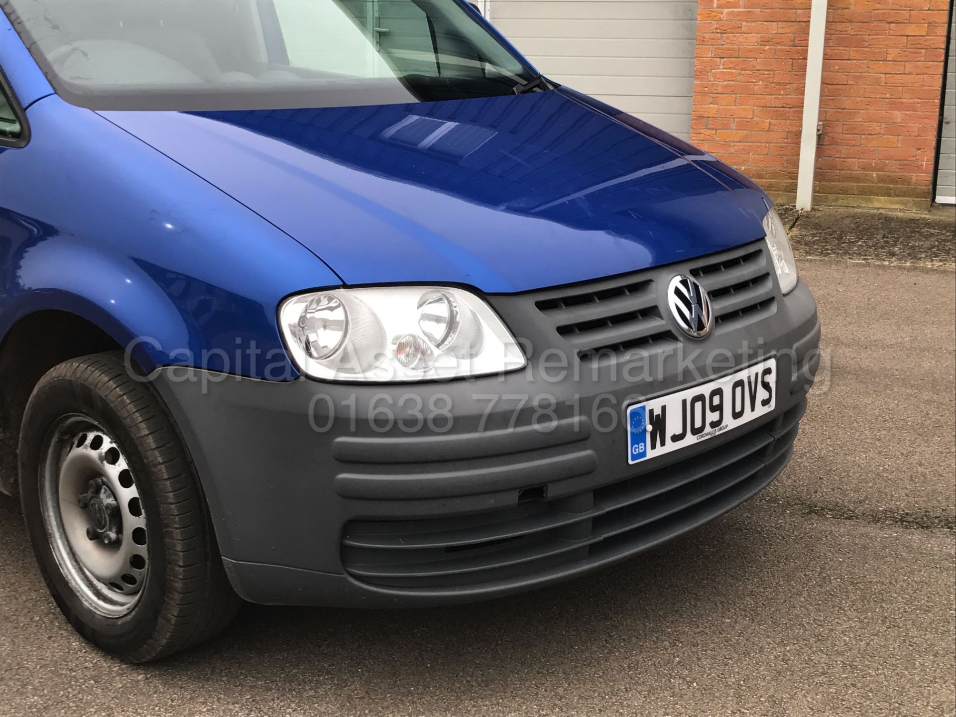 VOLKSWAGEN CADDY MAXI C20 (2009 - 09 REG) '1.9 TDI - 104 BHP - 5 SPEED' (NO VAT - SAVE 20%) - Image 11 of 21