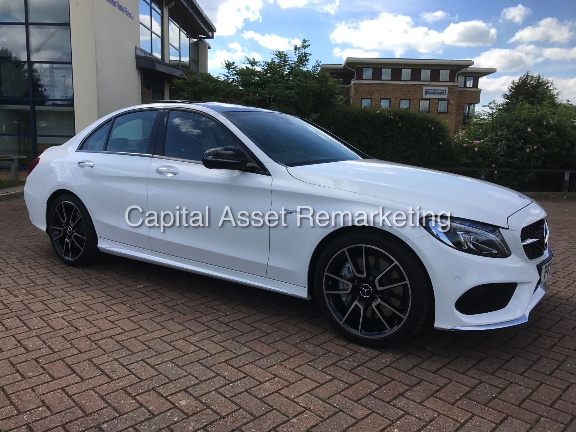 MERCEDES C43 AMG "PREMIUM PLUS" BI-TURBO 4MATIC (2017) MASSIVE SPEC - COMAND - PAN ROOF - MUST SEE ! - Image 5 of 33