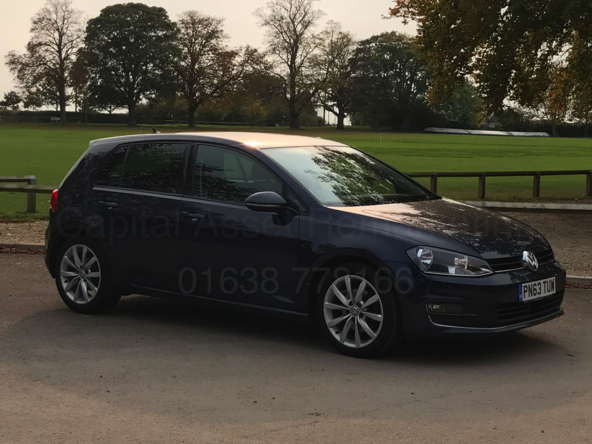 VOLKSWAGEN GOLF 'GT EDITION (2014 MODEL) '2.0 TDI - 150 BHP - 6 SPEED' (STOP/START - SAT NAV) *LOOK* - Image 8 of 37