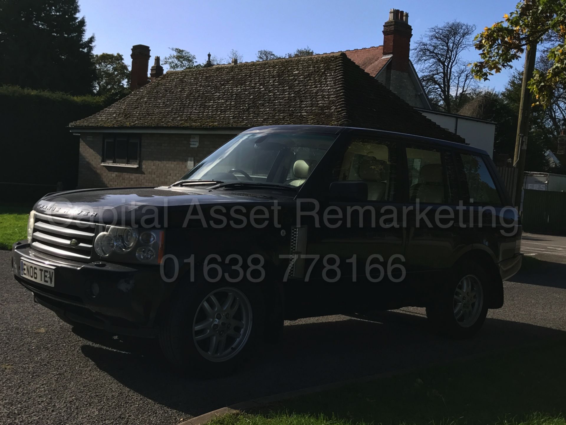 RANGE ROVER VOGUE 'HSE' (2006 - 06 REG) '2.9 TD6 - 177 BHP - AUTO' *FULL SERVICE HISTORY* (NO VAT) - Image 3 of 36