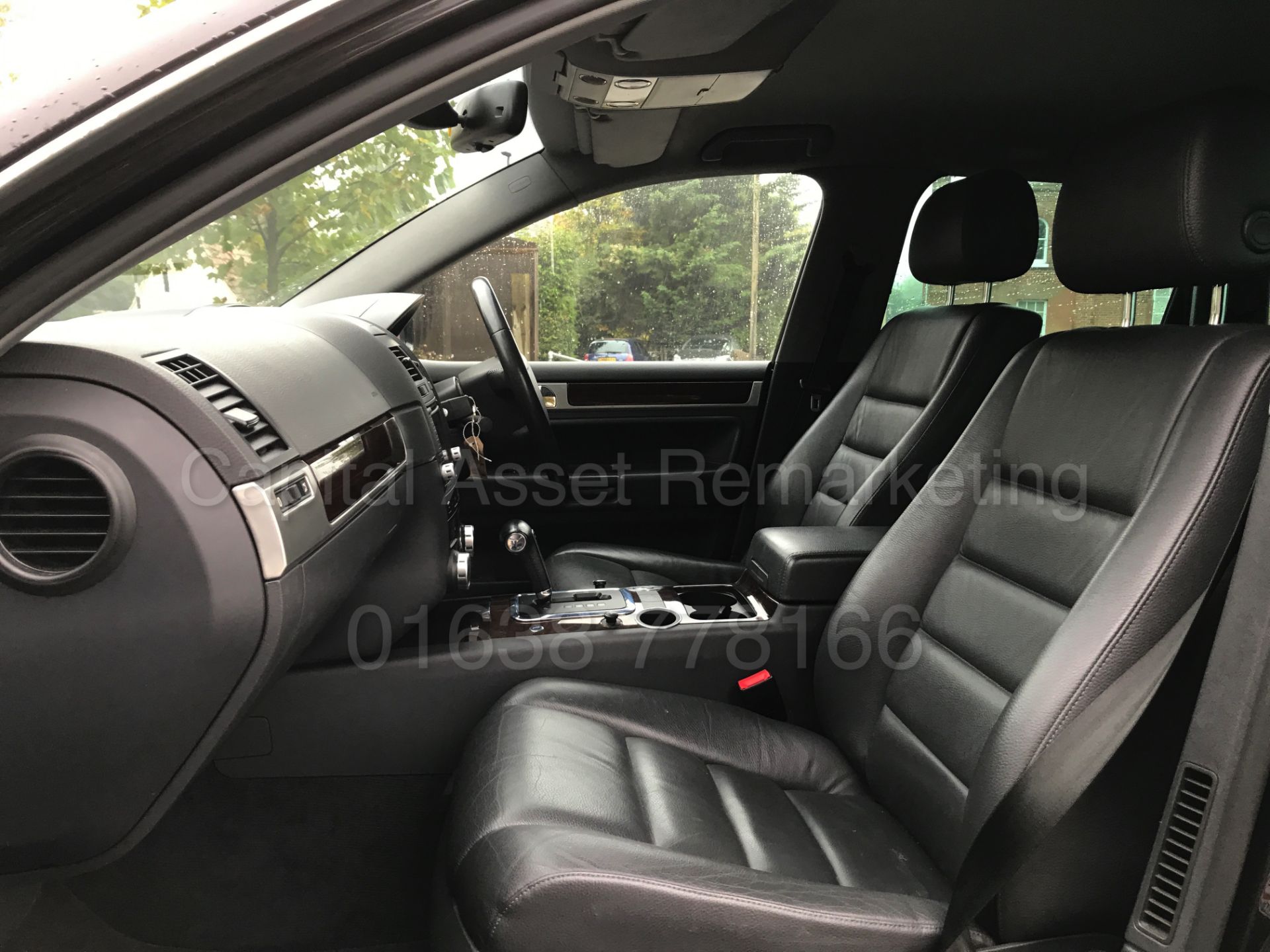 (ON SALE) VOLKSWAGEN TOUAREG 'SPORT' 06 REG) '3.0 V6 TDI - AUTO - 224BHP - LEATHER -SAT NAV'(NO VAT) - Image 14 of 29