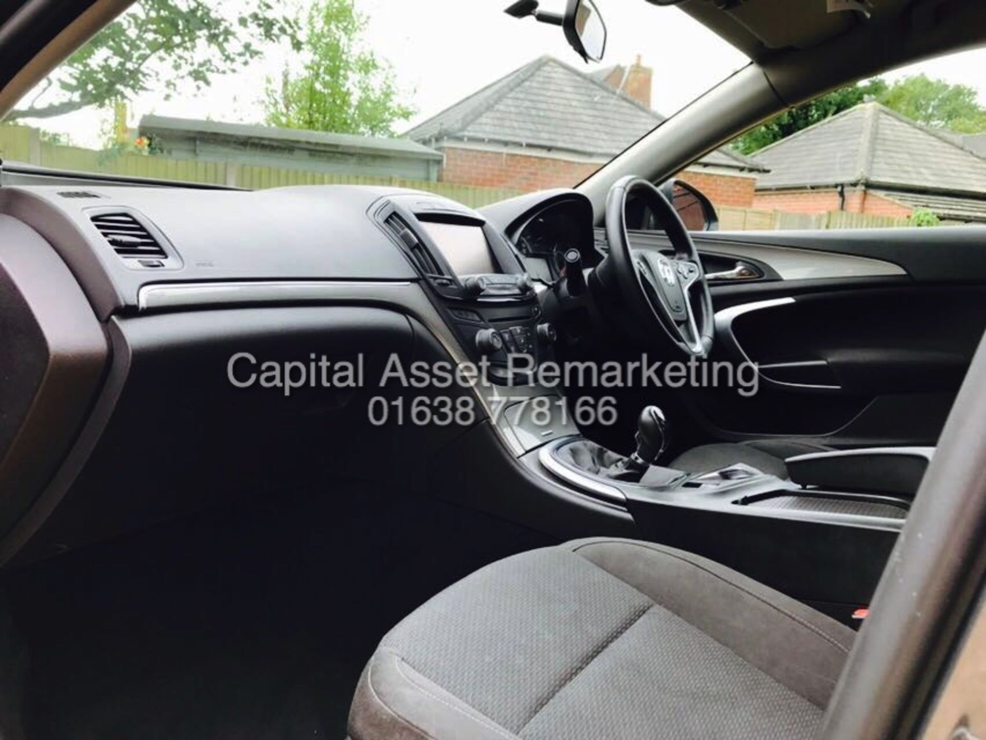 VAUXHALL INSIGNIA 2.0CDTI ECOFLEX "140BHP-6 SPEED" NEW SHAPE 2015 MODEL - 1 OWNER FSH - SAT NAV - Image 11 of 19