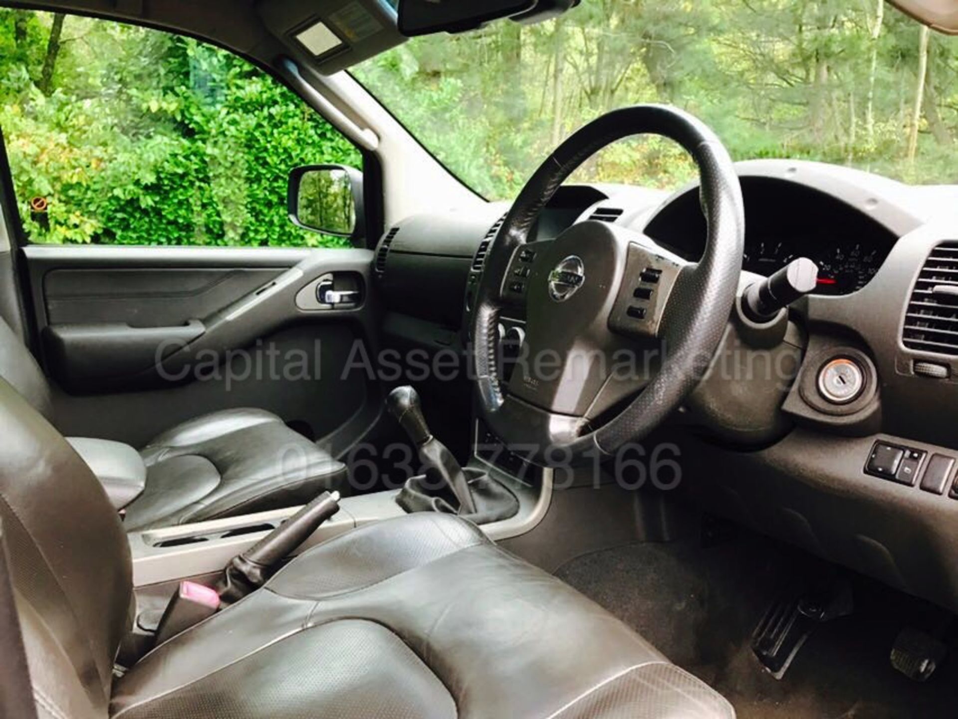 (ON SALE) NISSAN NAVARA 'AVENTURA' D/C PICK-UP (2008 MODEL) '171 BHP - 6 SPEED' *LEATHER - SAT NAV* - Image 11 of 20