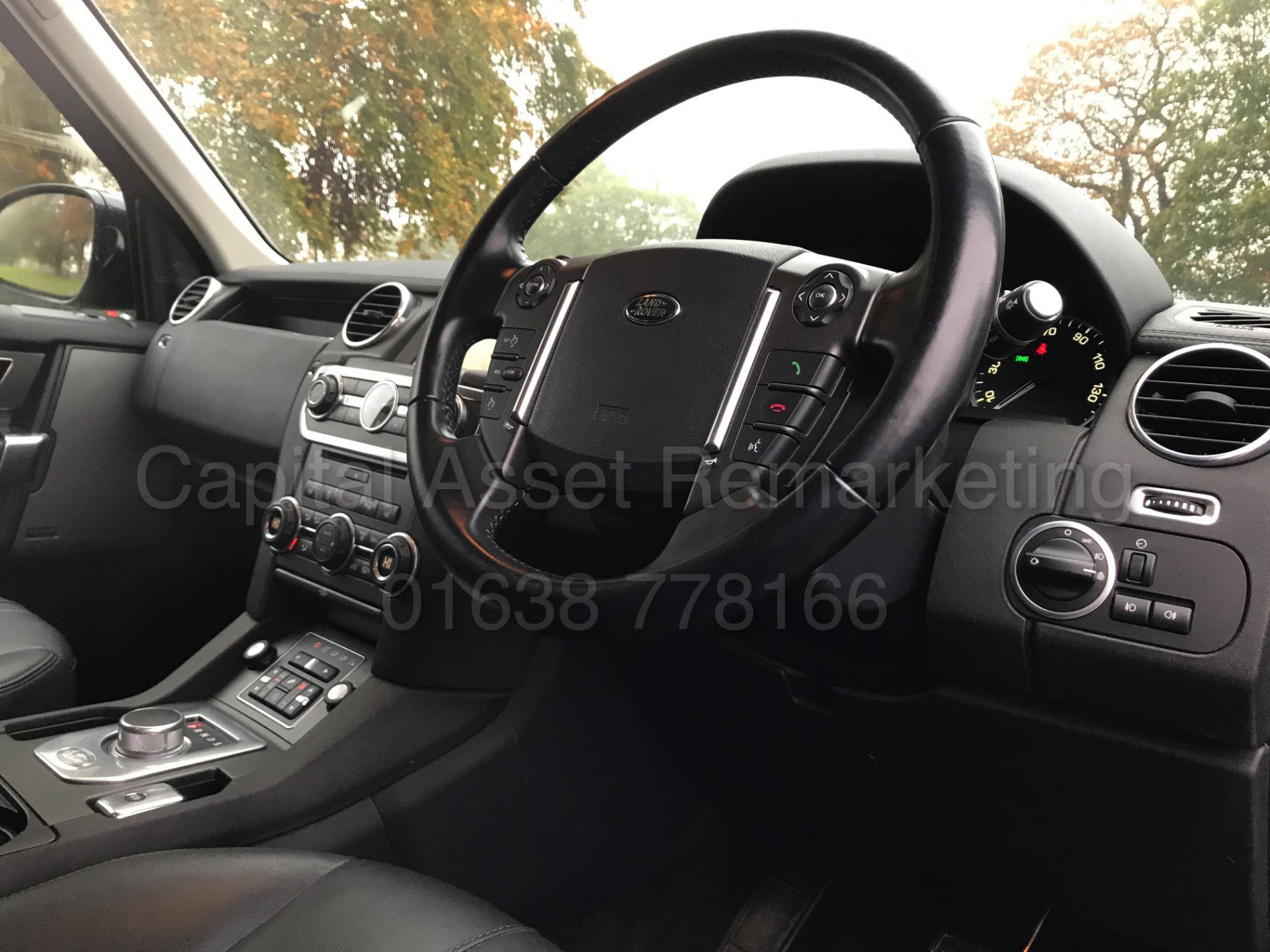 ON SALE LAND ROVER DISCOVERY 4 (2014) '3.0 SDV6 - 8 SPEED AUTO - LEATHER - SAT NAV -7 SEATER'1 OWNER - Image 27 of 41