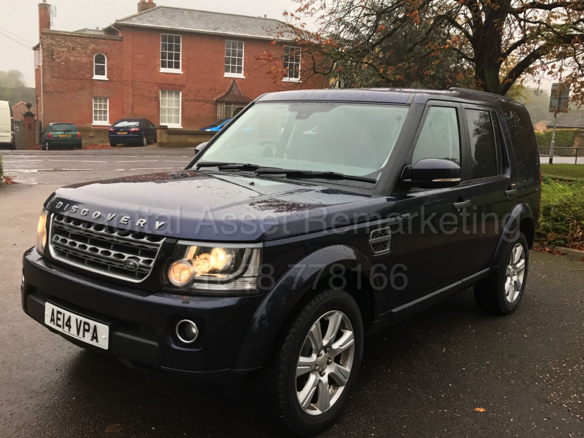 ON SALE LAND ROVER DISCOVERY 4 (2014) '3.0 SDV6 - 8 SPEED AUTO - LEATHER - SAT NAV -7 SEATER'1 OWNER - Image 4 of 41