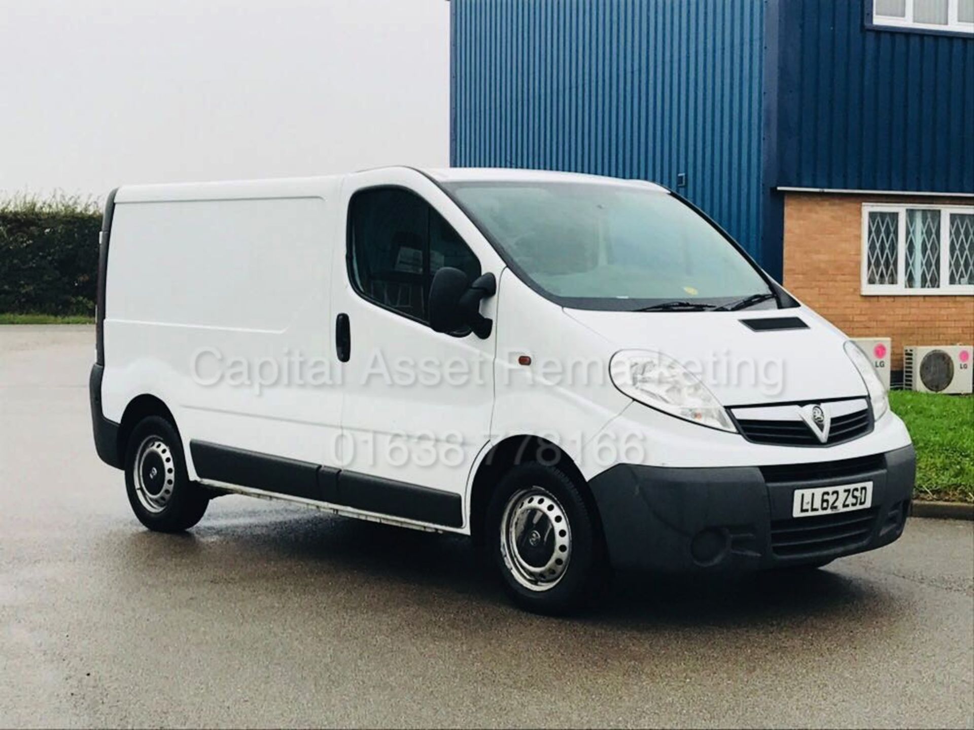 (ON SALE) VAUXHALL VIVARO 2700 SWB (2013 MODEL) '2.0 CDTI - 6 SPEED' **AIR CON - BLUETOOTH**