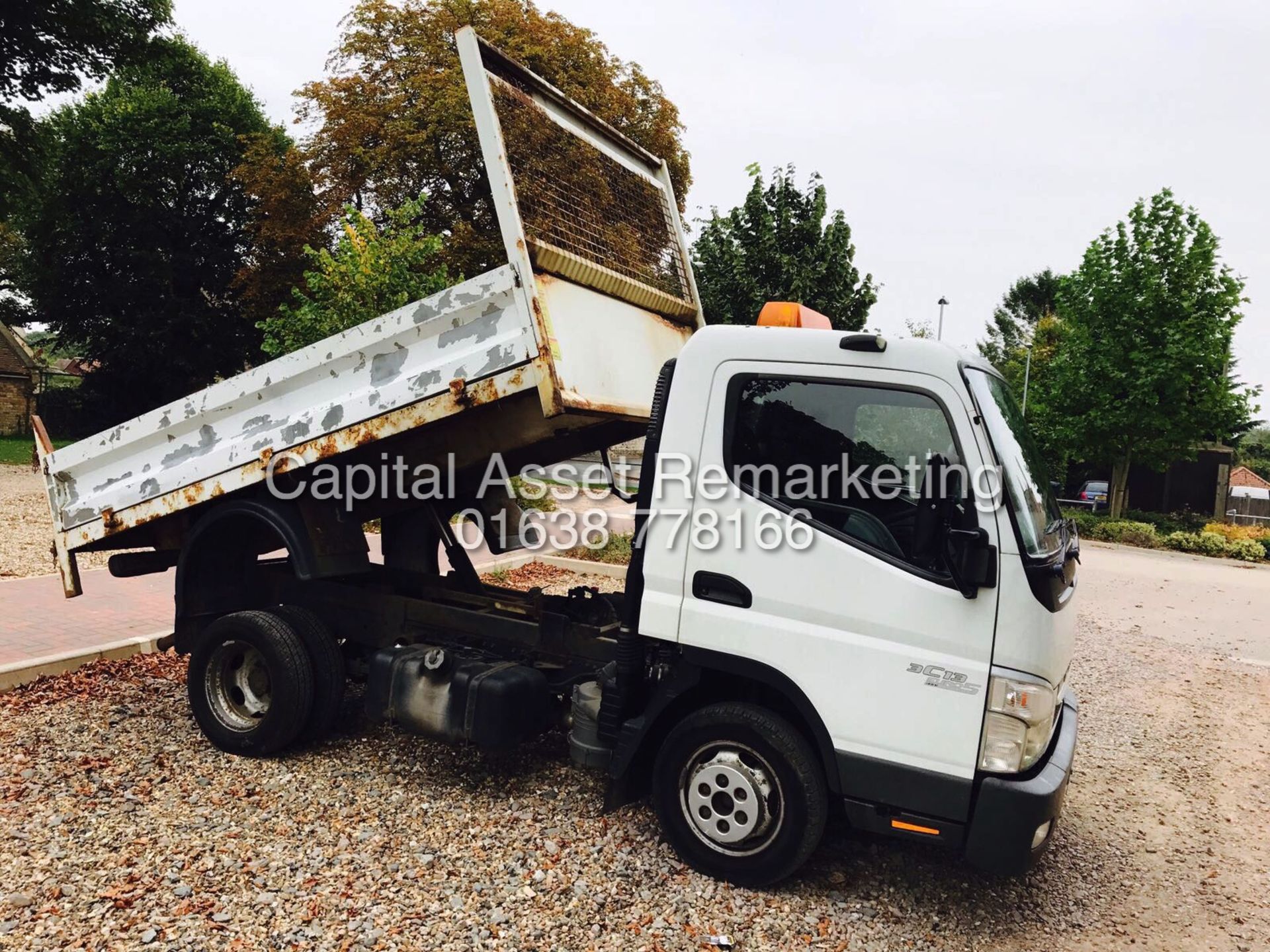 MITSUBISHI CANTER 3.0D 35C13 "130BHP-6 SPEED" TWIN WHEEL TIPPER (11 REG) 1 OWNER)