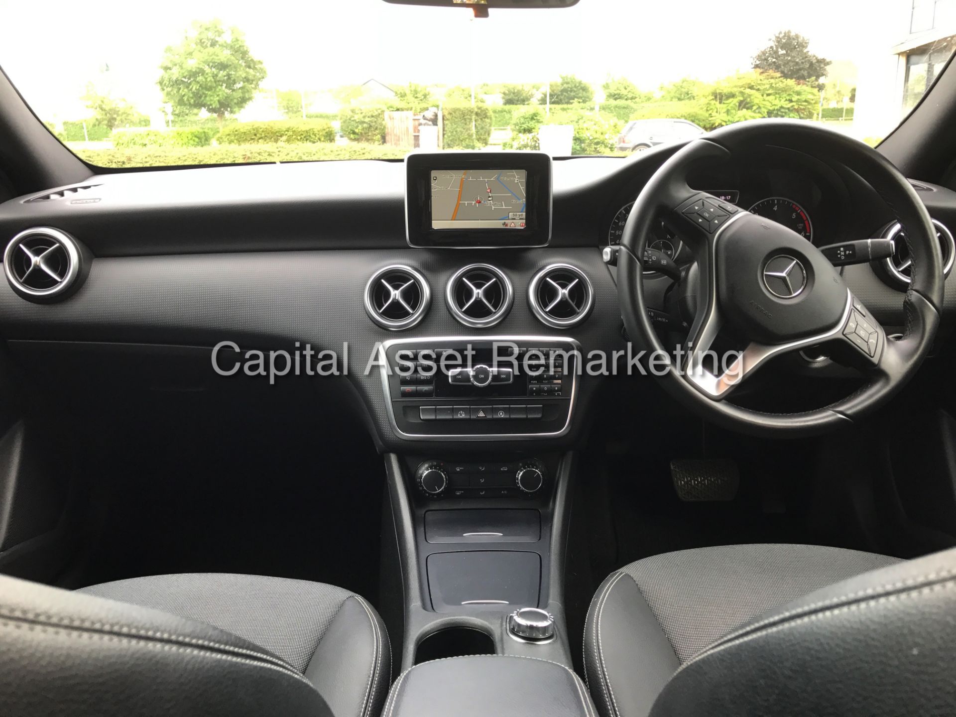 (ON SALE) MERCEDES A180d 7G TRONIC "15 REG" SAT NAV - 1 OWNER - PADDEL SHIFT - CRUISE - AIR CON - Image 12 of 22