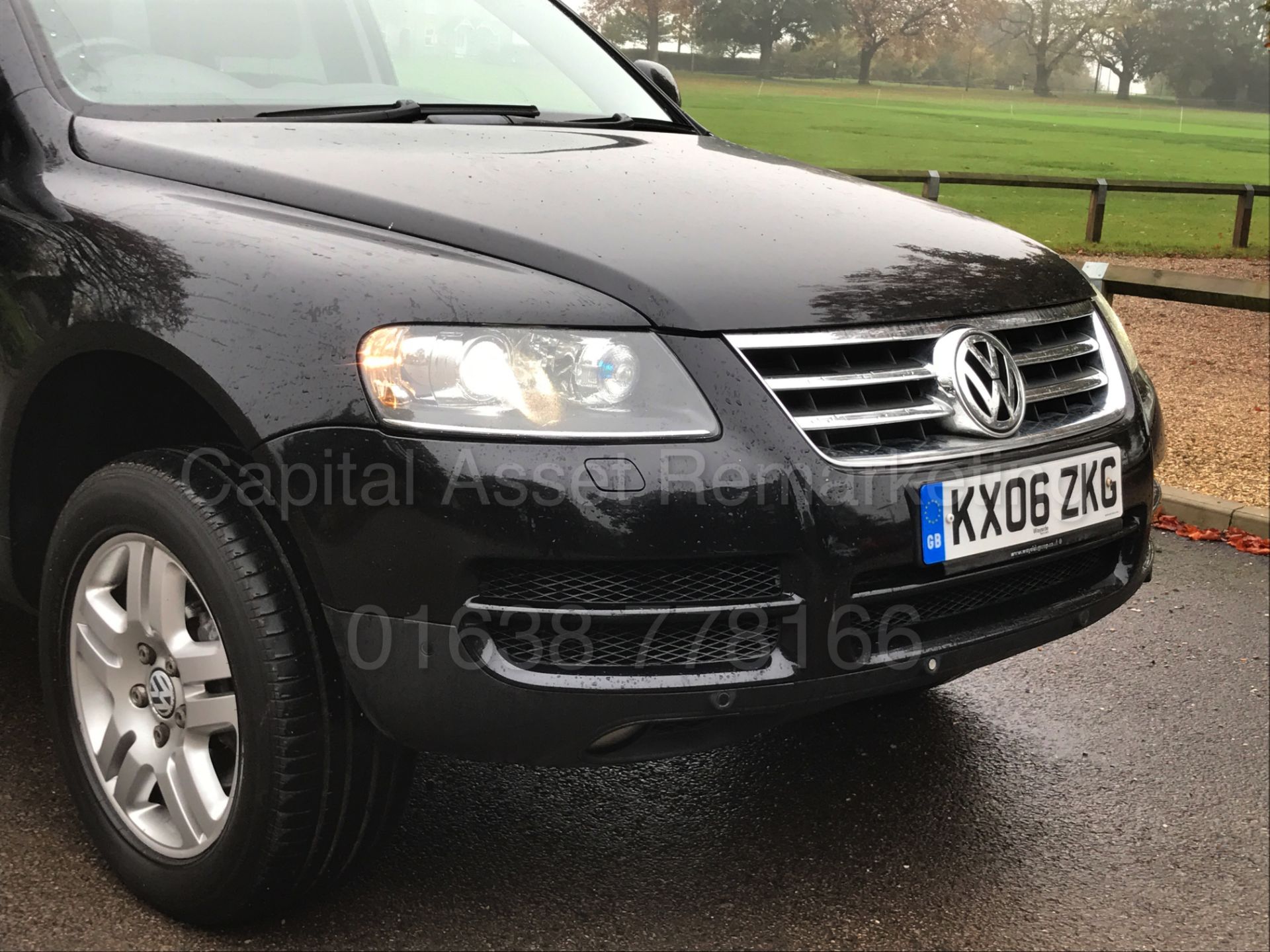 (ON SALE) VOLKSWAGEN TOUAREG 'SPORT' 06 REG) '3.0 V6 TDI - AUTO - 224BHP - LEATHER -SAT NAV'(NO VAT) - Image 11 of 29