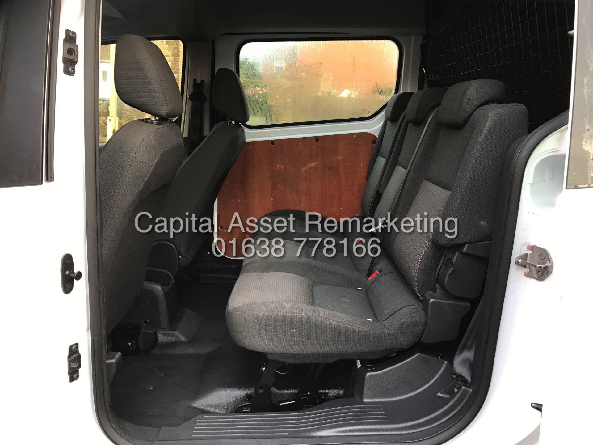 FORD TRANSIT CONNECT 1.6TDCI T230 (2015 MODEL) DUELINER / CREW VAN / COMBI VAN - 1 OWNER FSH *RARE* - Image 22 of 22