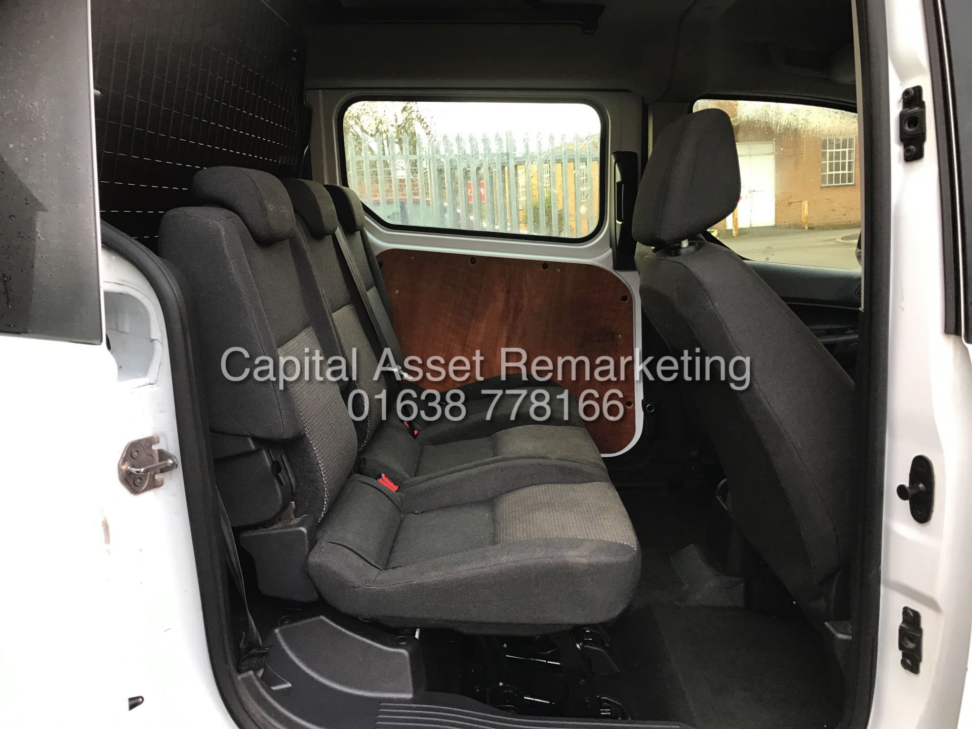 FORD TRANSIT CONNECT 1.6TDCI T230 (2015 MODEL) DUELINER / CREW VAN / COMBI VAN - 1 OWNER FSH *RARE* - Image 20 of 22