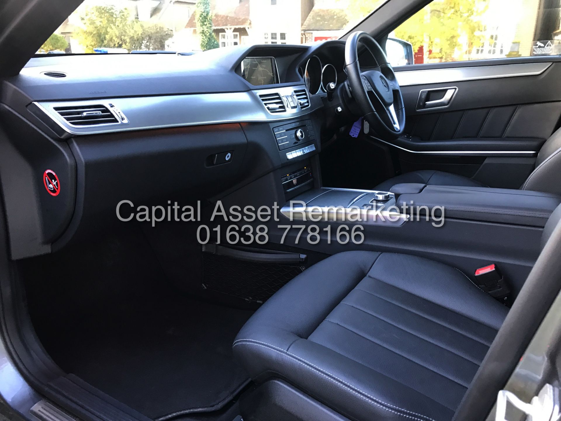 MERCEDES E220d "SPECIAL EQUIPMENT" AUTO ESTATE (2016 - 16 REG) COMAND - FULL LEATHER - 1 OWNER FSH - Image 16 of 26