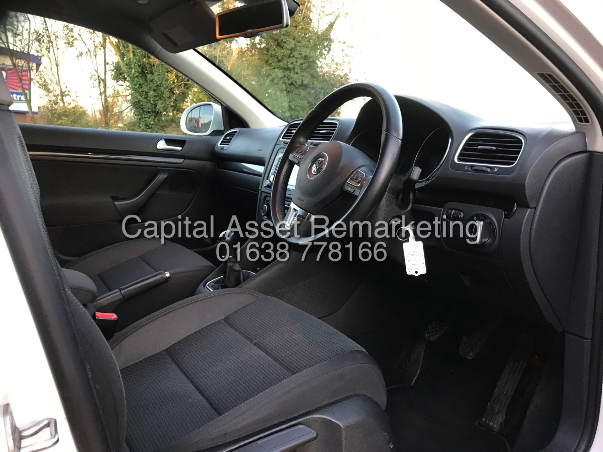 VOLKSWAGEN GOLF 2.0TDI "140BHP - 6 SPEED" SPECIAL EQUIPMENT - SAT NAV - REVERSE CAMARA - 1 OWNER SHP - Image 12 of 24