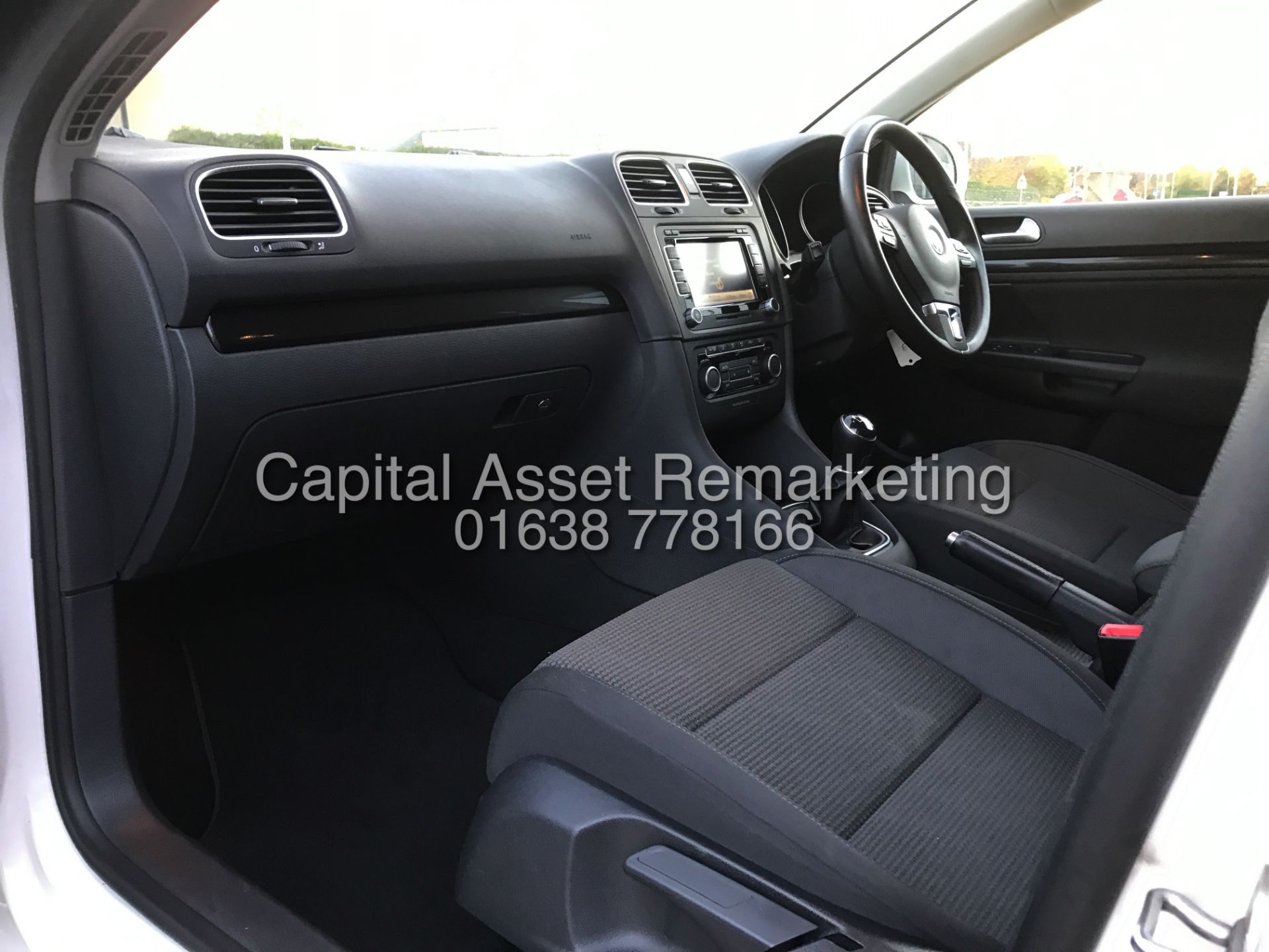 VOLKSWAGEN GOLF 2.0TDI "140BHP - 6 SPEED" SPECIAL EQUIPMENT - SAT NAV - REVERSE CAMARA - 1 OWNER SHP - Image 16 of 24