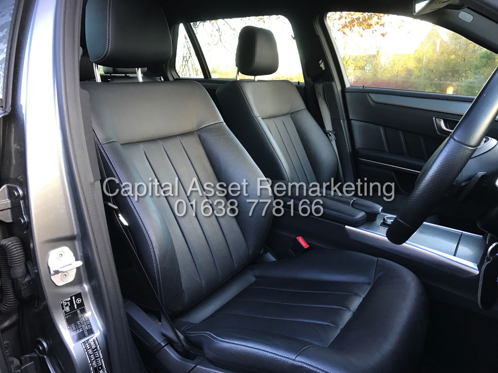 MERCEDES E220d "SPECIAL EQUIPMENT" AUTO ESTATE (2016 - 16 REG) COMAND - FULL LEATHER - 1 OWNER FSH - Image 13 of 26