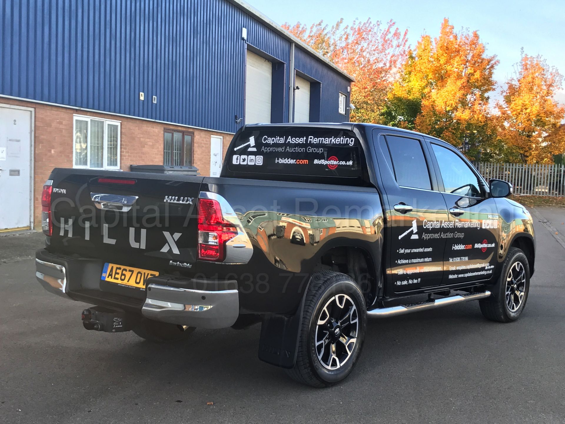 TOYOTA HILUX 'INVINCIBLE X' (2017 - 67 REG) D/CAB PICK-UP 'D-4D - AUTO - LEATHER - SAT NAV' *LOOK* - Image 12 of 55