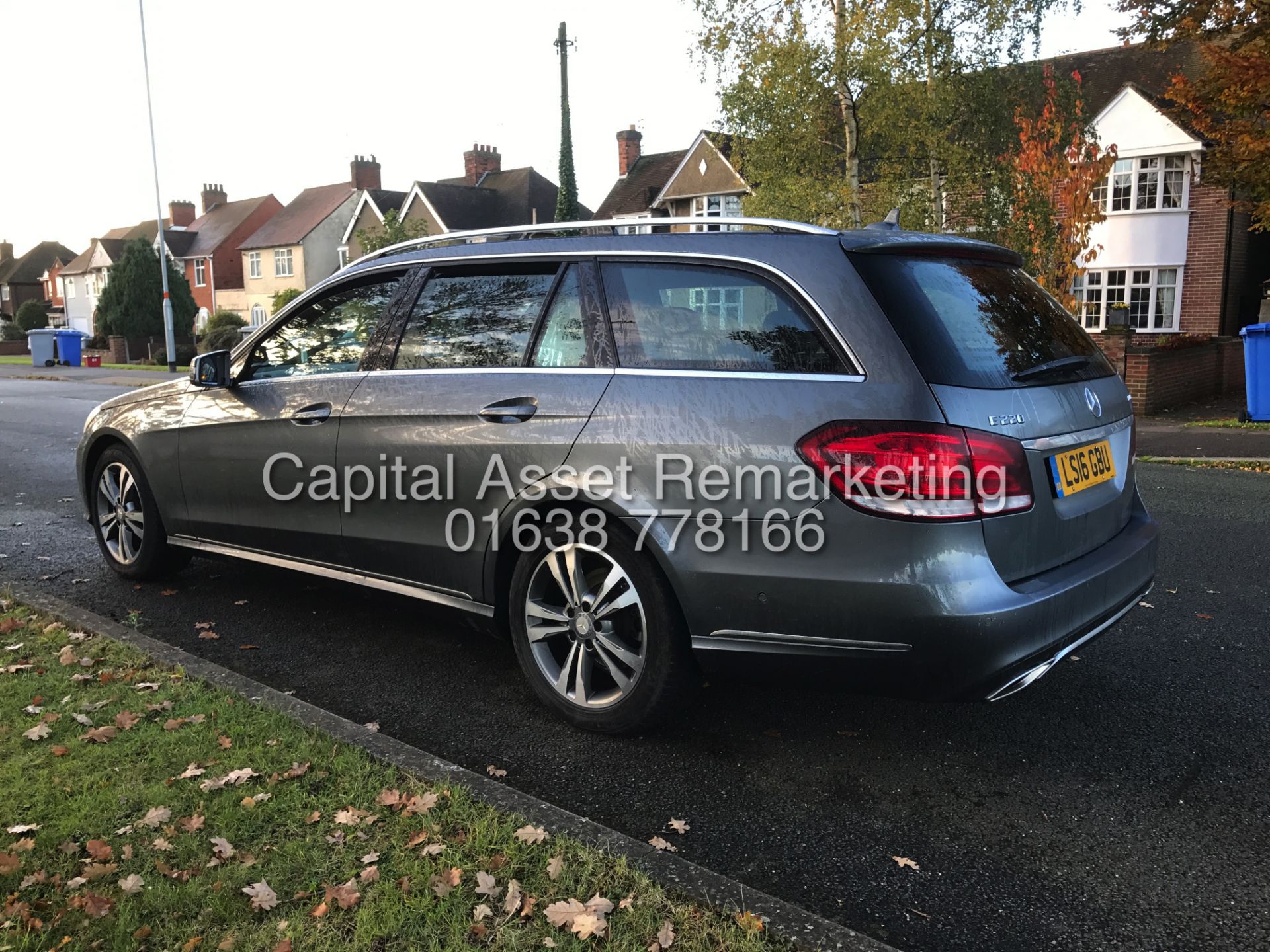 MERCEDES E220d "SPECIAL EQUIPMENT" AUTO ESTATE (2016 - 16 REG) COMAND - FULL LEATHER - 1 OWNER FSH - Image 9 of 26