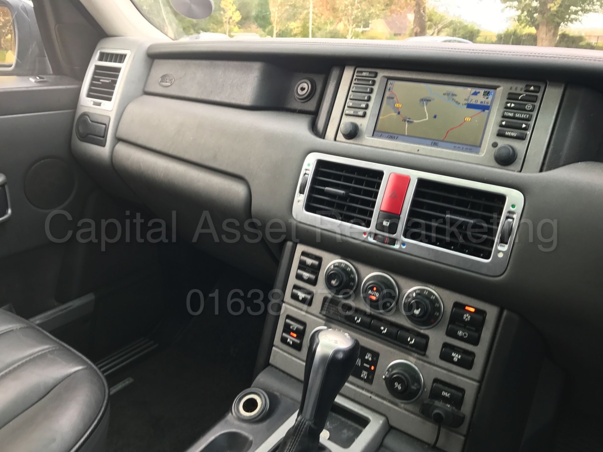 RANGE ROVER VOGUE (2005 - 05 REG) '3.0 DIESEL - AUTO - LEATHER - SAT NAV' *HUGE SPEC* (NO VAT) - Image 29 of 41