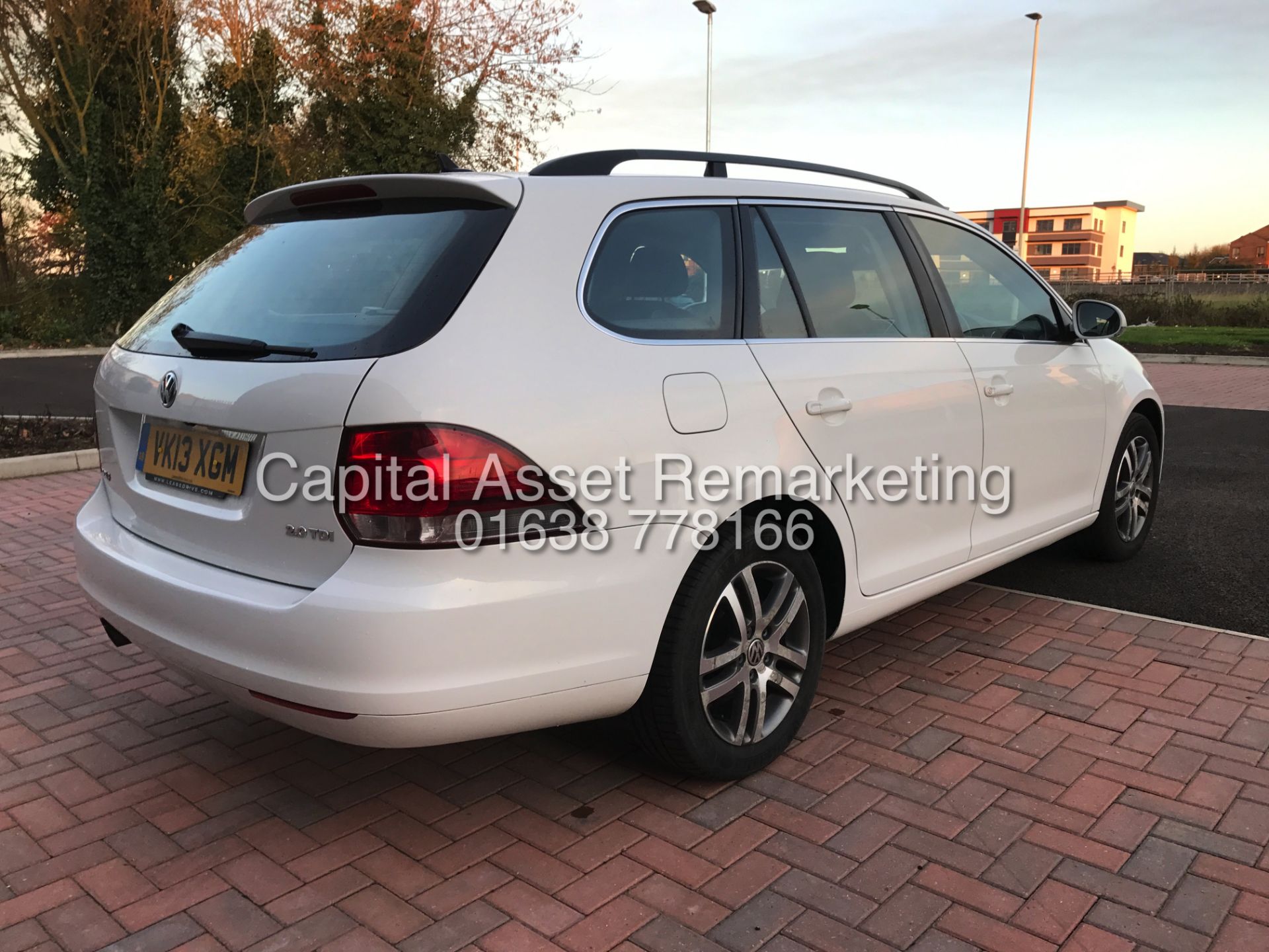 VOLKSWAGEN GOLF 2.0TDI "140BHP - 6 SPEED" SPECIAL EQUIPMENT - SAT NAV - REVERSE CAMARA - 1 OWNER SHP - Image 9 of 24