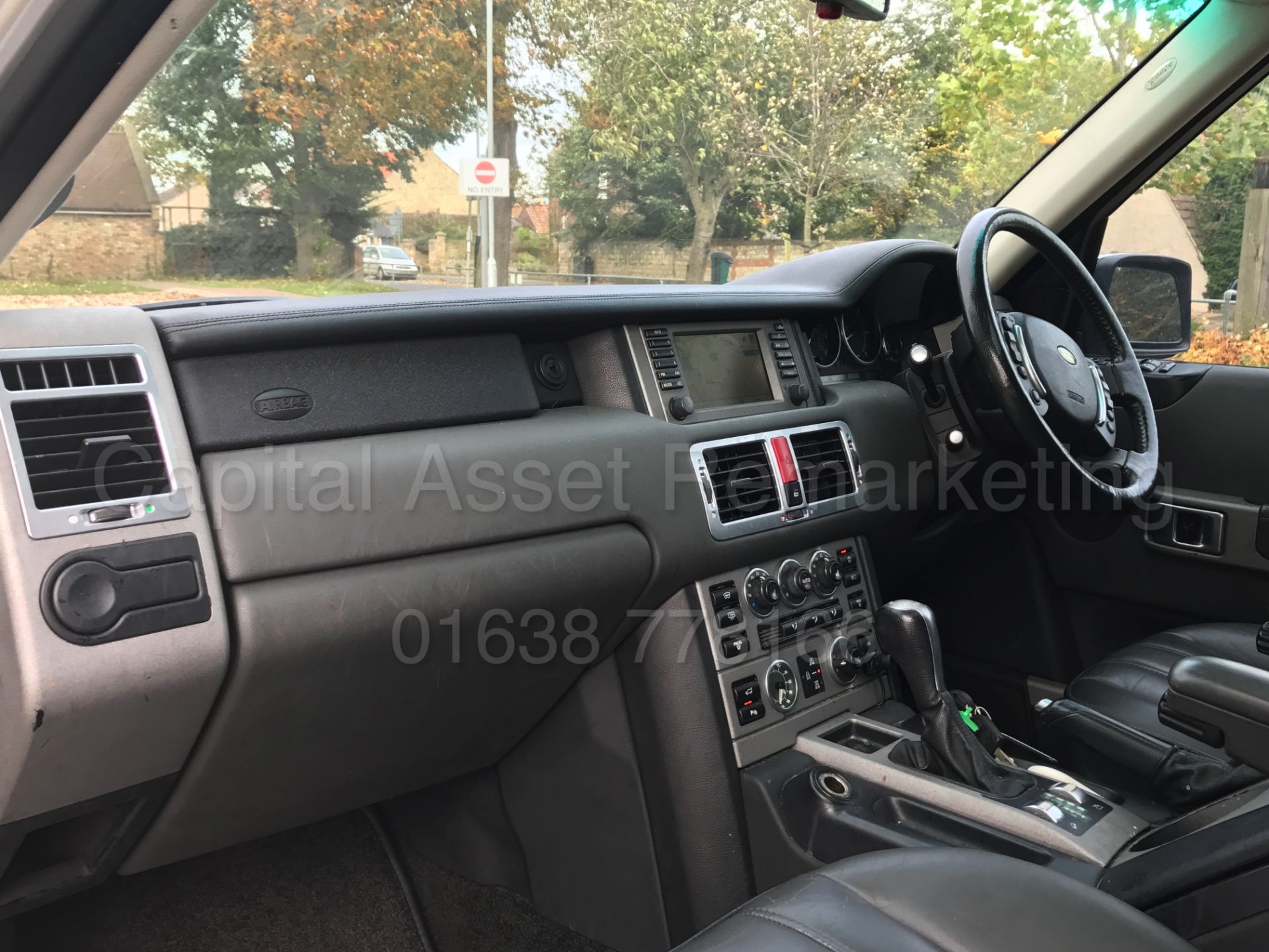 RANGE ROVER VOGUE (2005 - 05 REG) '3.0 DIESEL - AUTO - LEATHER - SAT NAV' *HUGE SPEC* (NO VAT) - Image 15 of 41