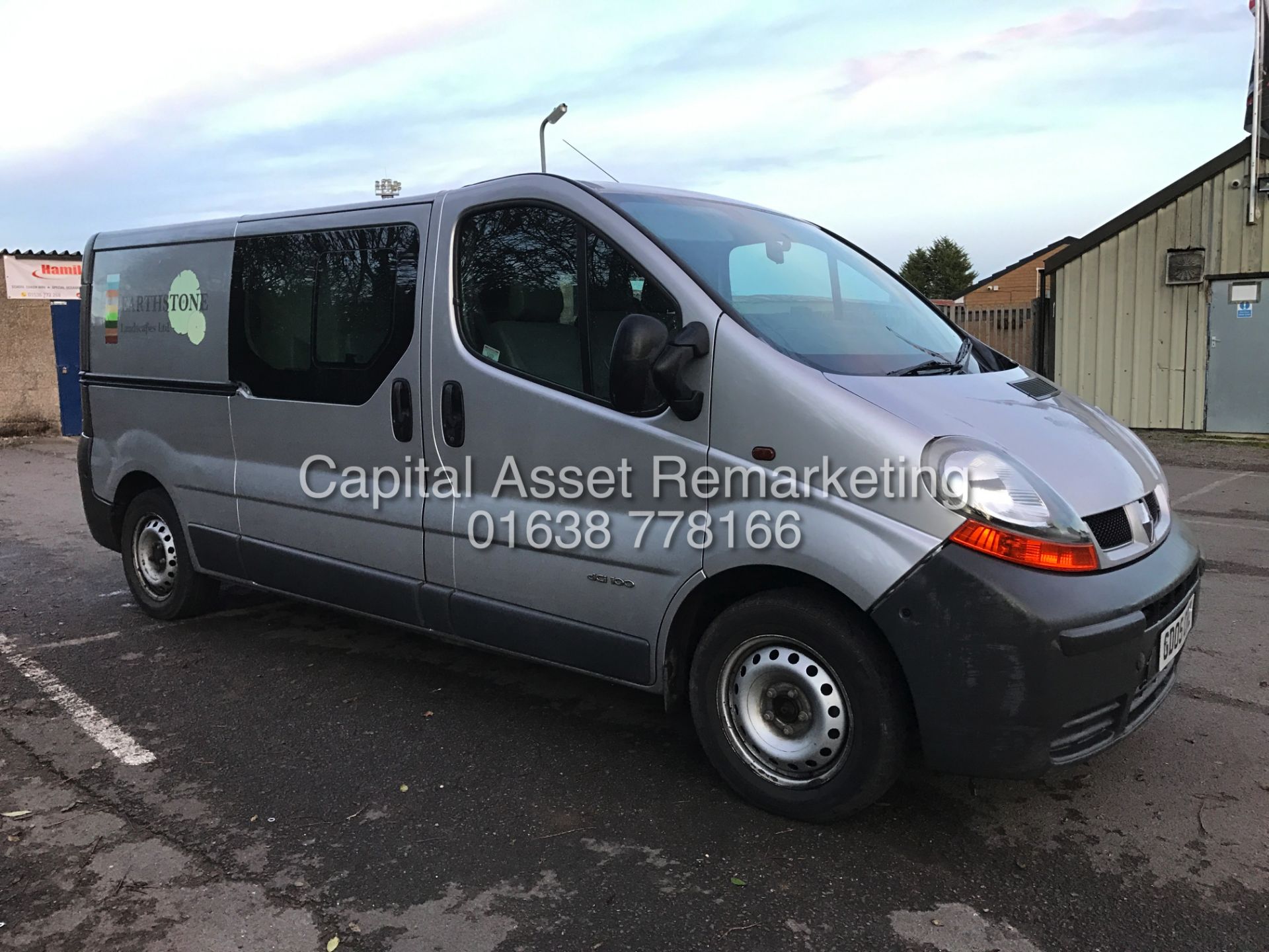 On Sale RENAULT TRAFIC 1.9DCI LONG WHEEL BASE DUELINER 6 SEATER - 05 REG - SILVER - AIR CON - WOW!!! - Image 7 of 19