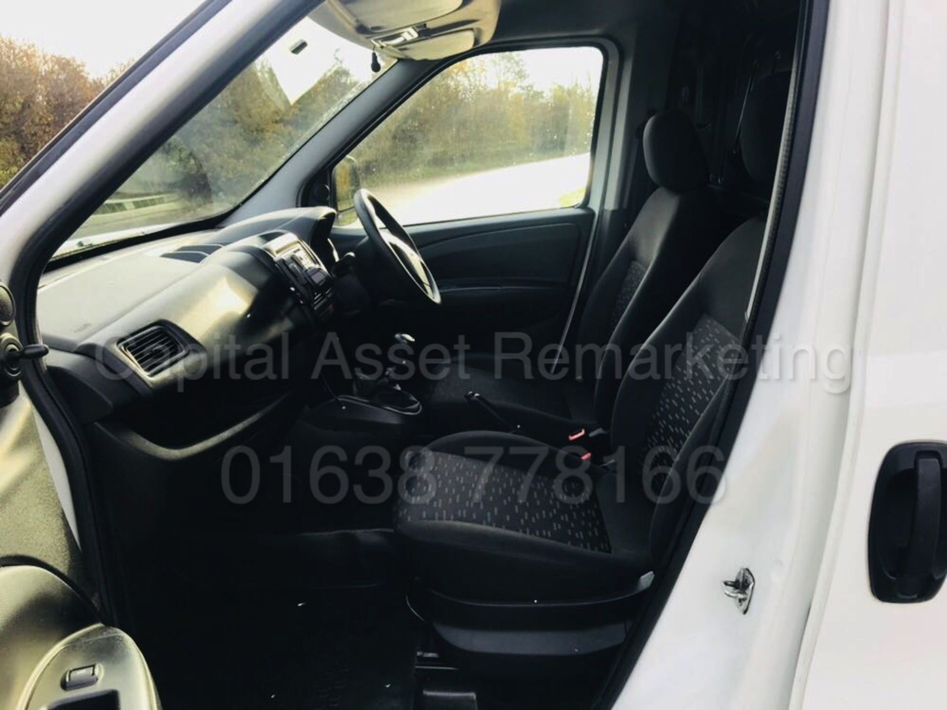 VAUXHALL COMBO 2000 L1H1 (2012 - NEW MODEL) '1.6 CDTI - 105 BHP - STOP / START' (1 OWNER FROM NEW) - Image 10 of 15