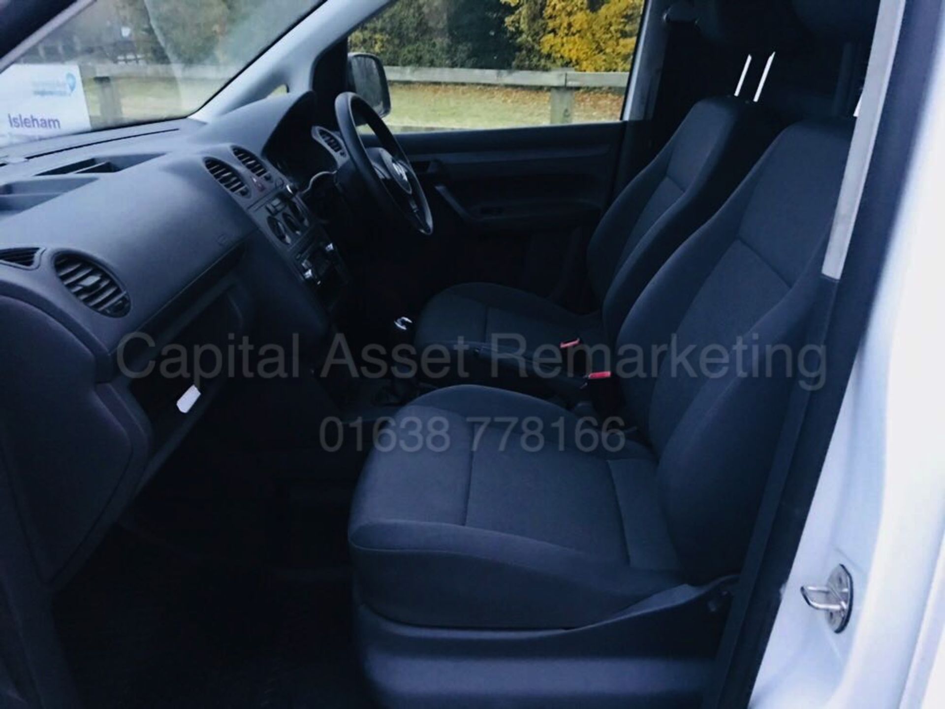 VOLKSWAGEN CADDY C20 (2015 MODEL) '1.6 TDI - 102 BHP - 5 SPEED' *BLUETOOTH - ELEC PACK* (1 OWNER) - Image 10 of 20