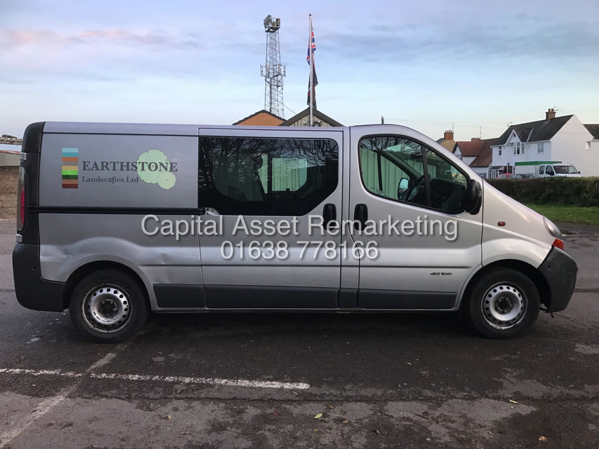 On Sale RENAULT TRAFIC 1.9DCI LONG WHEEL BASE DUELINER 6 SEATER - 05 REG - SILVER - AIR CON - WOW!!! - Image 5 of 19