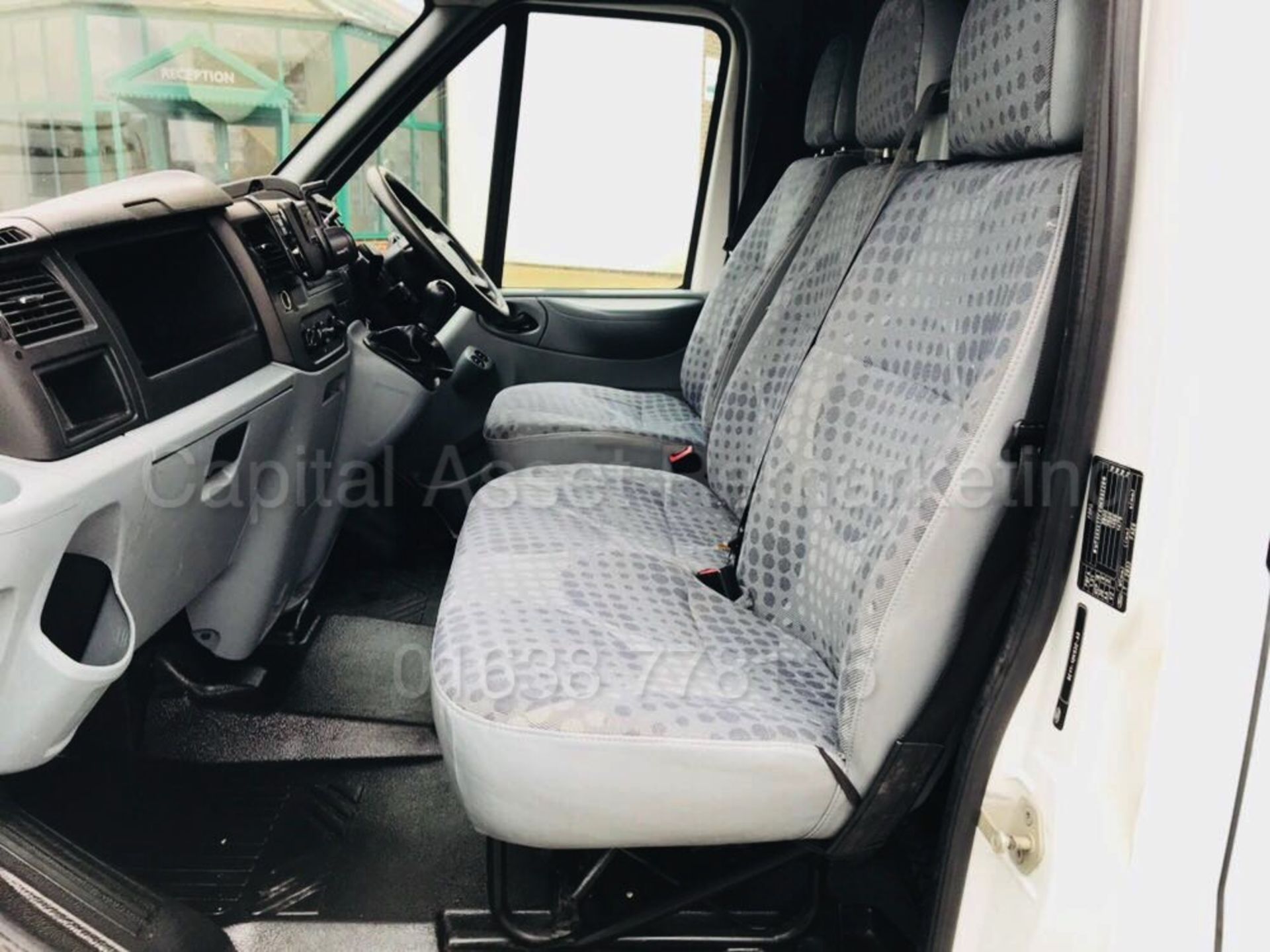 FORD TRANSIT 85 T260 SWB *SPORTY* (2010 MODEL) '2.2 TDCI - 85 PS - 5 SPEED' (NO VAT - SAVE 20%) - Image 11 of 22